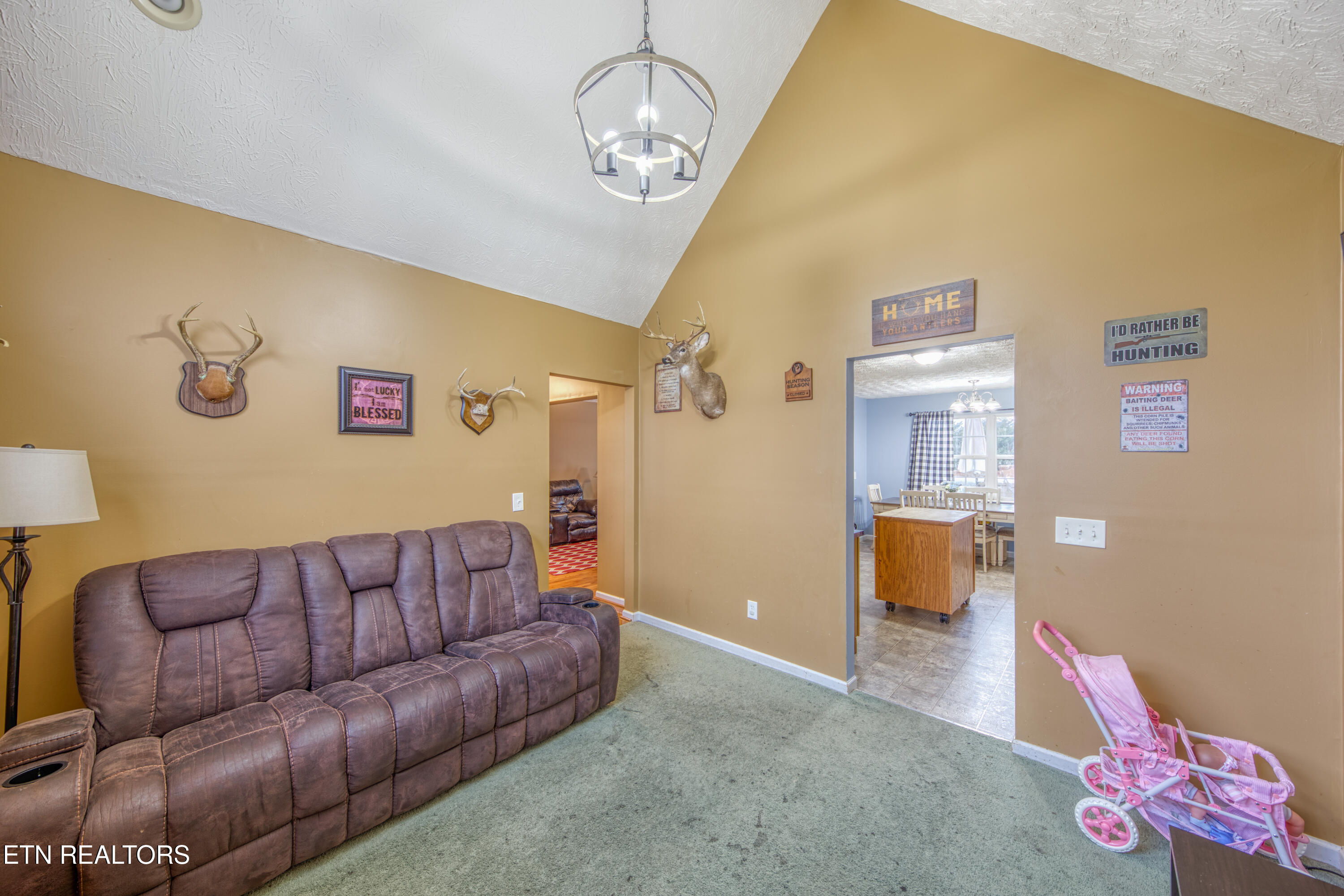 121 Uphill Drive Madisonville TN 37354