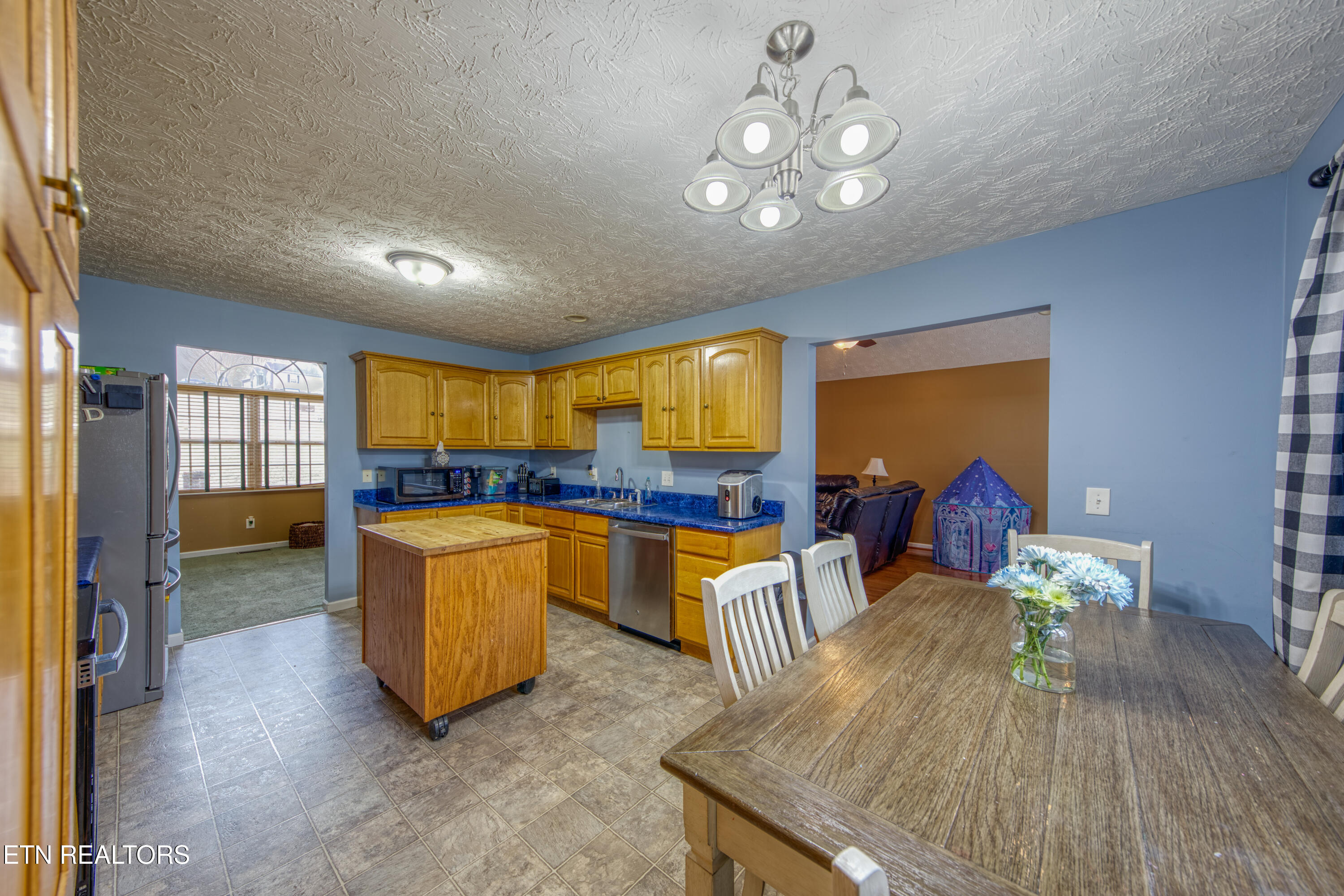 121 Uphill Drive Madisonville TN 37354