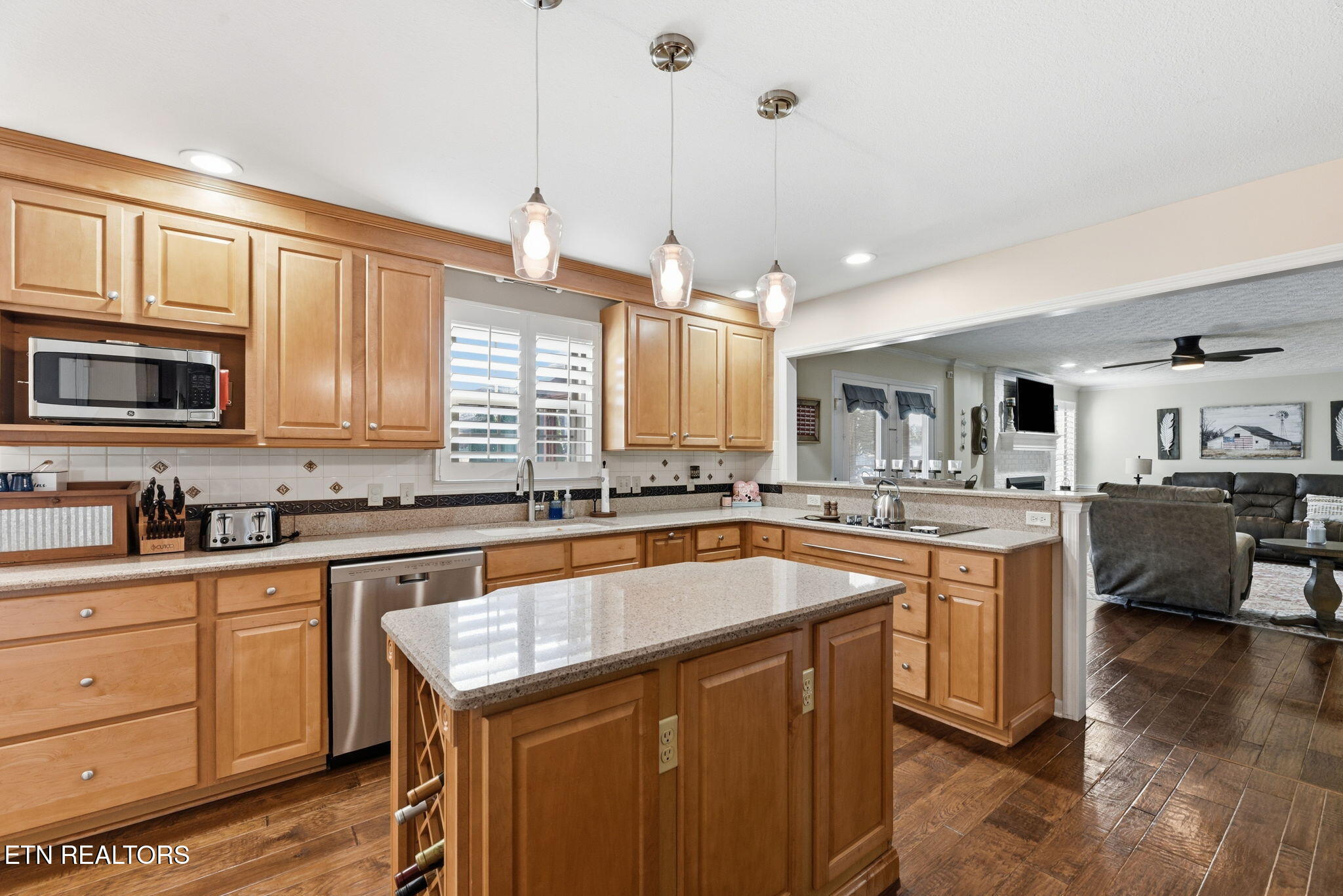 7516 Larue Lane Knoxville TN 37938