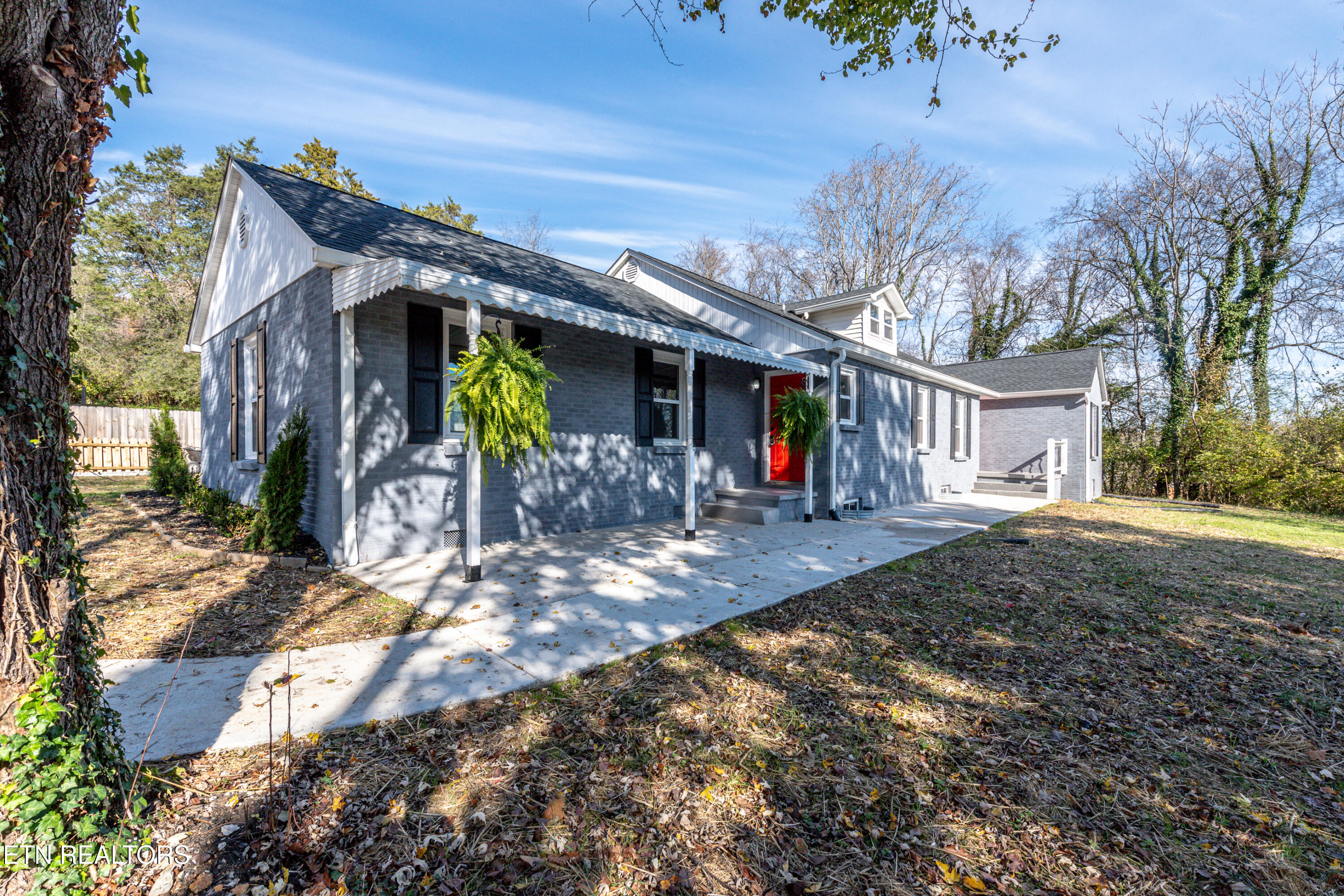 311 Potter Road Clinton TN 37716