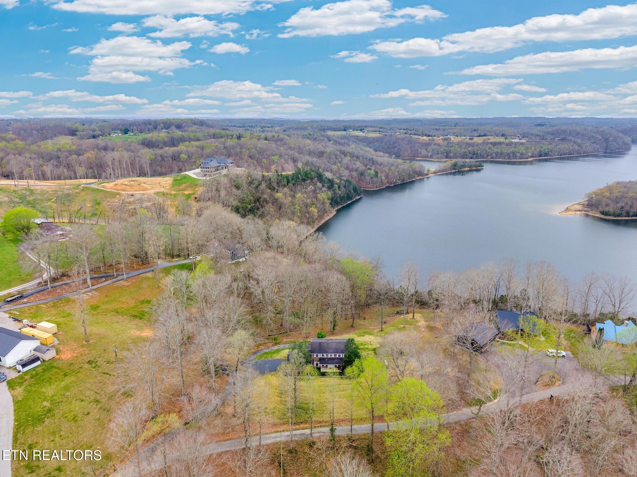 99 Hilltop Lane Byrdstown TN 38549