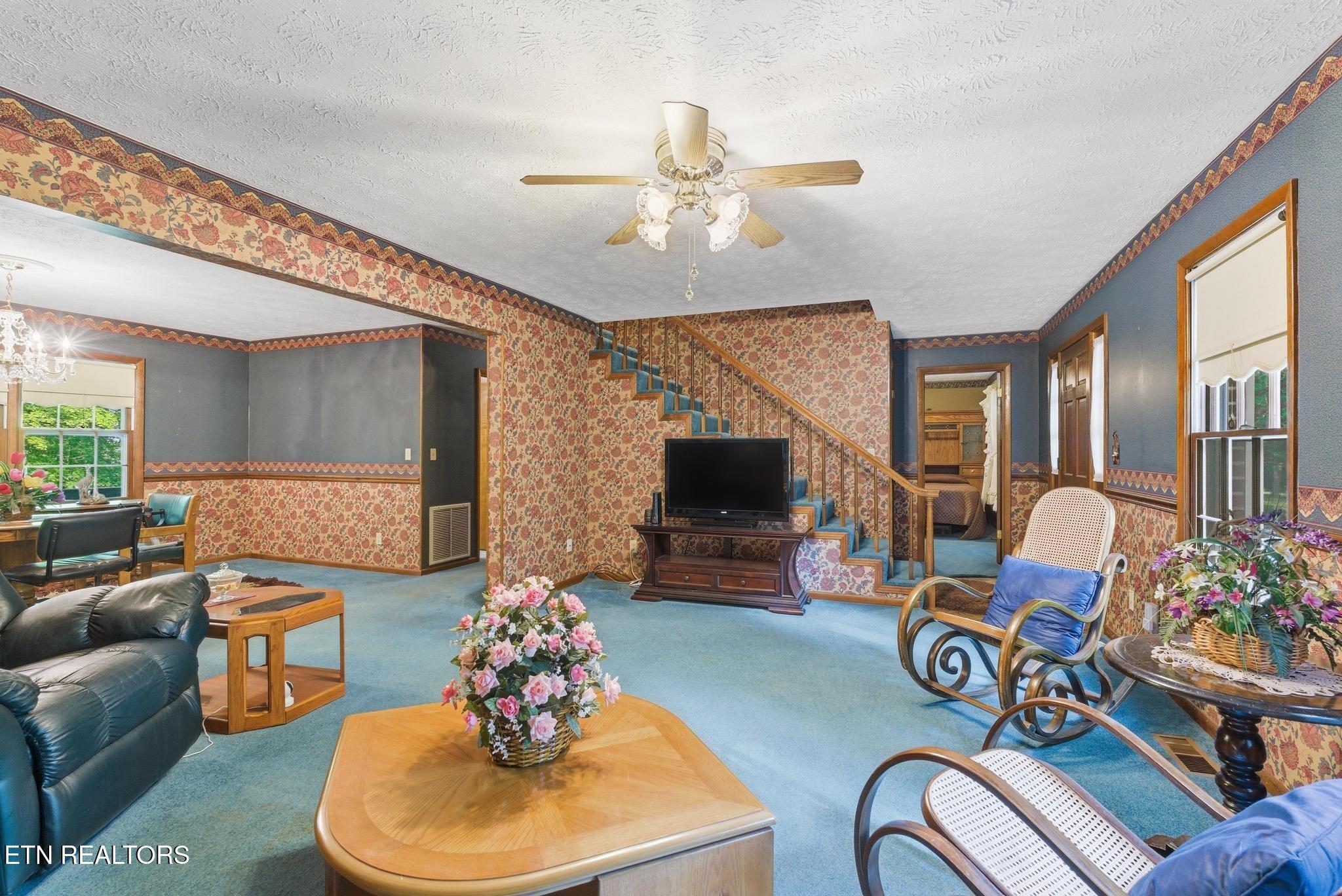 99 Hilltop Lane Byrdstown TN 38549