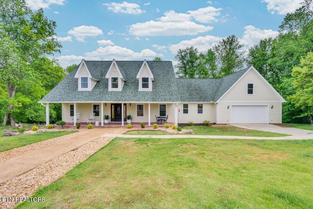 2193 Tollisontown Road Sparta TN 38583