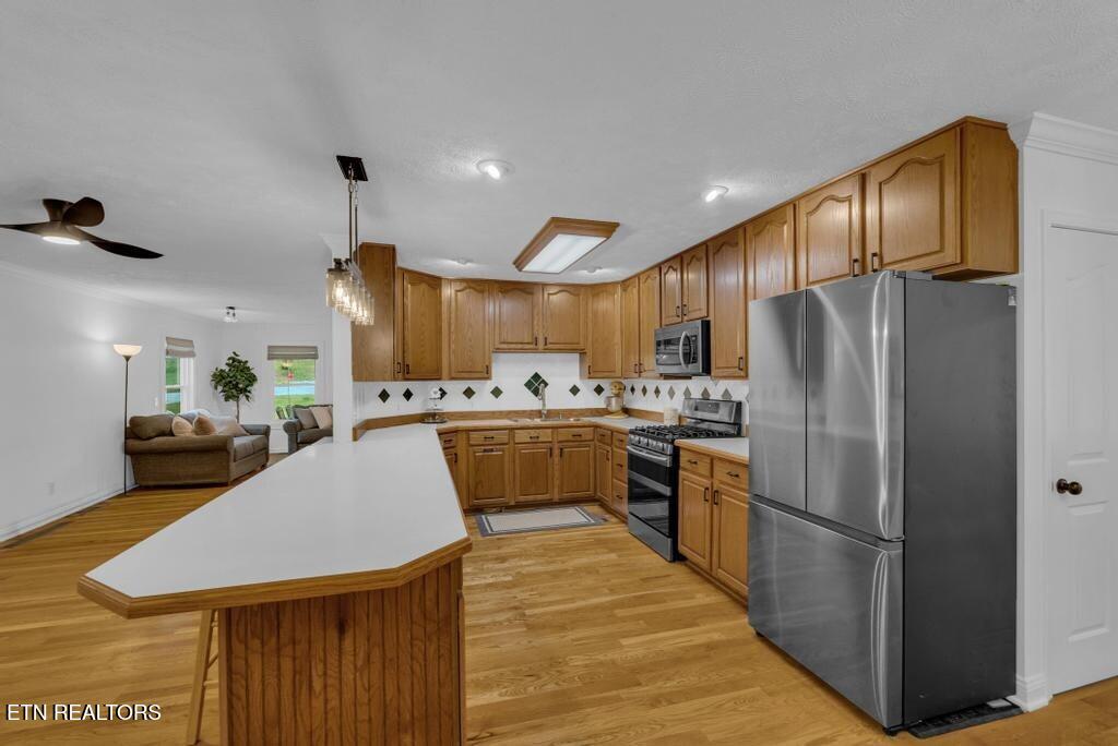 2193 Tollisontown Road Sparta TN 38583