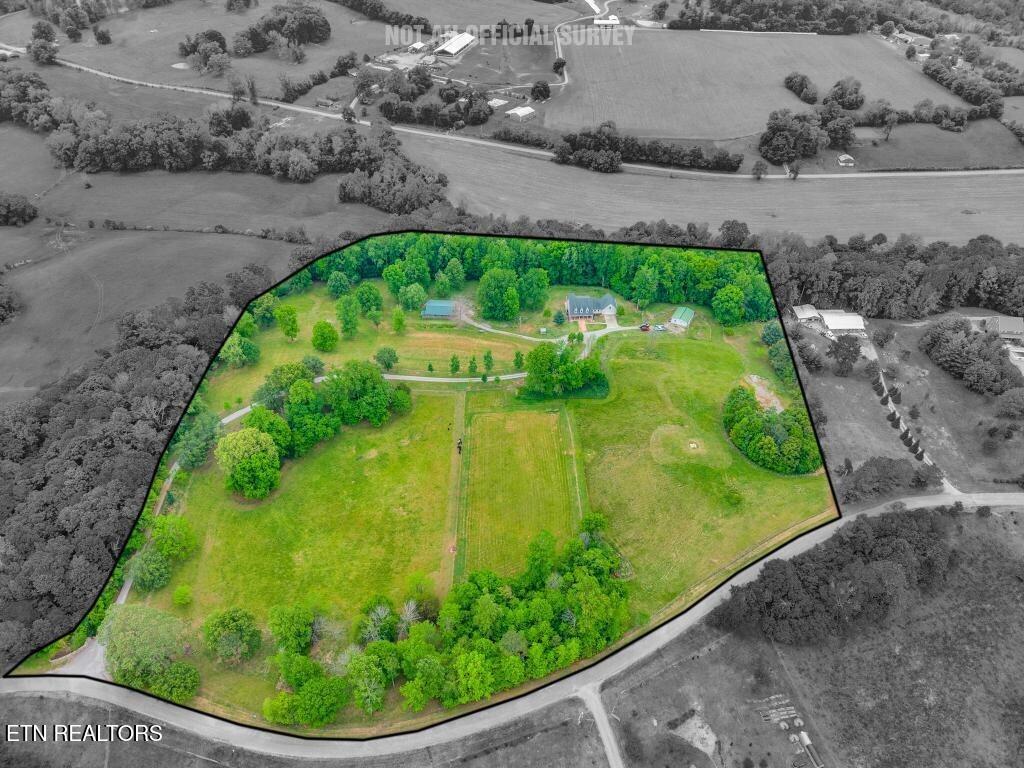 2193 Tollisontown Road Sparta TN 38583