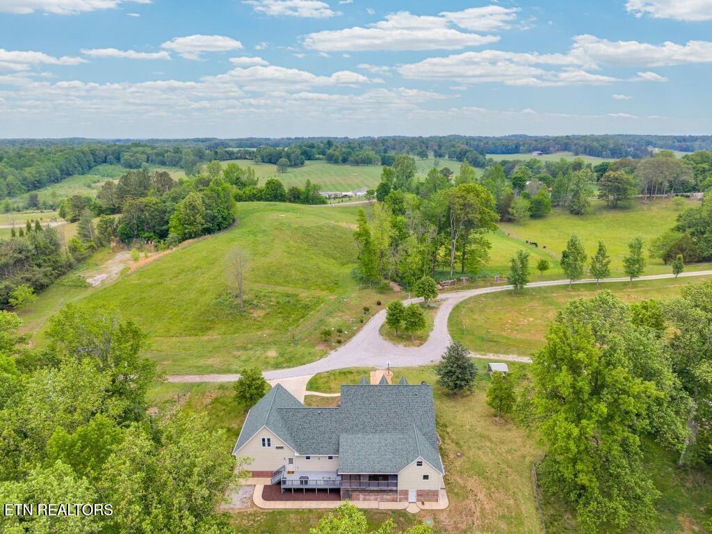 2193 Tollisontown Road Sparta TN 38583