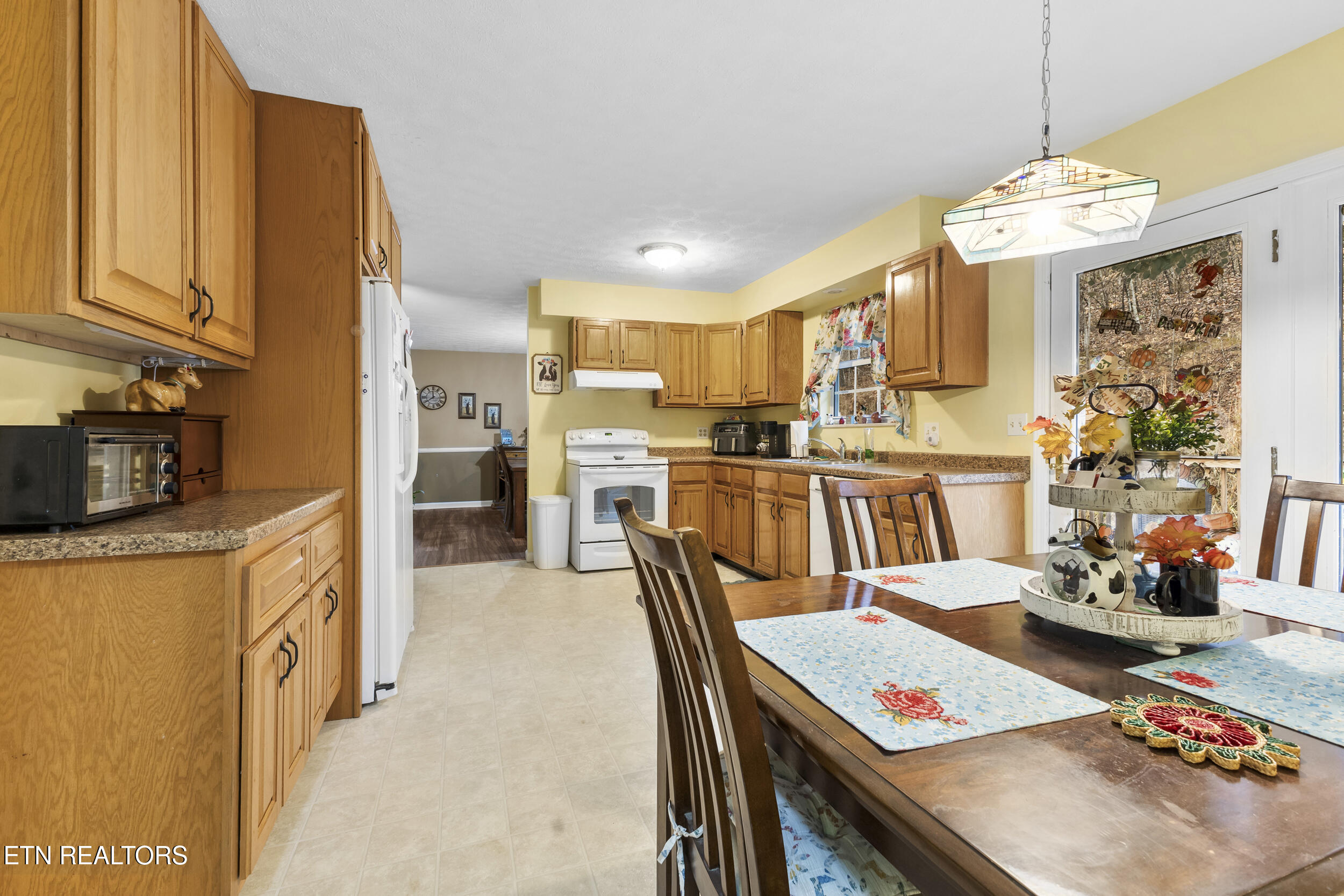 370 Vannoy Road Tazewell TN 37879