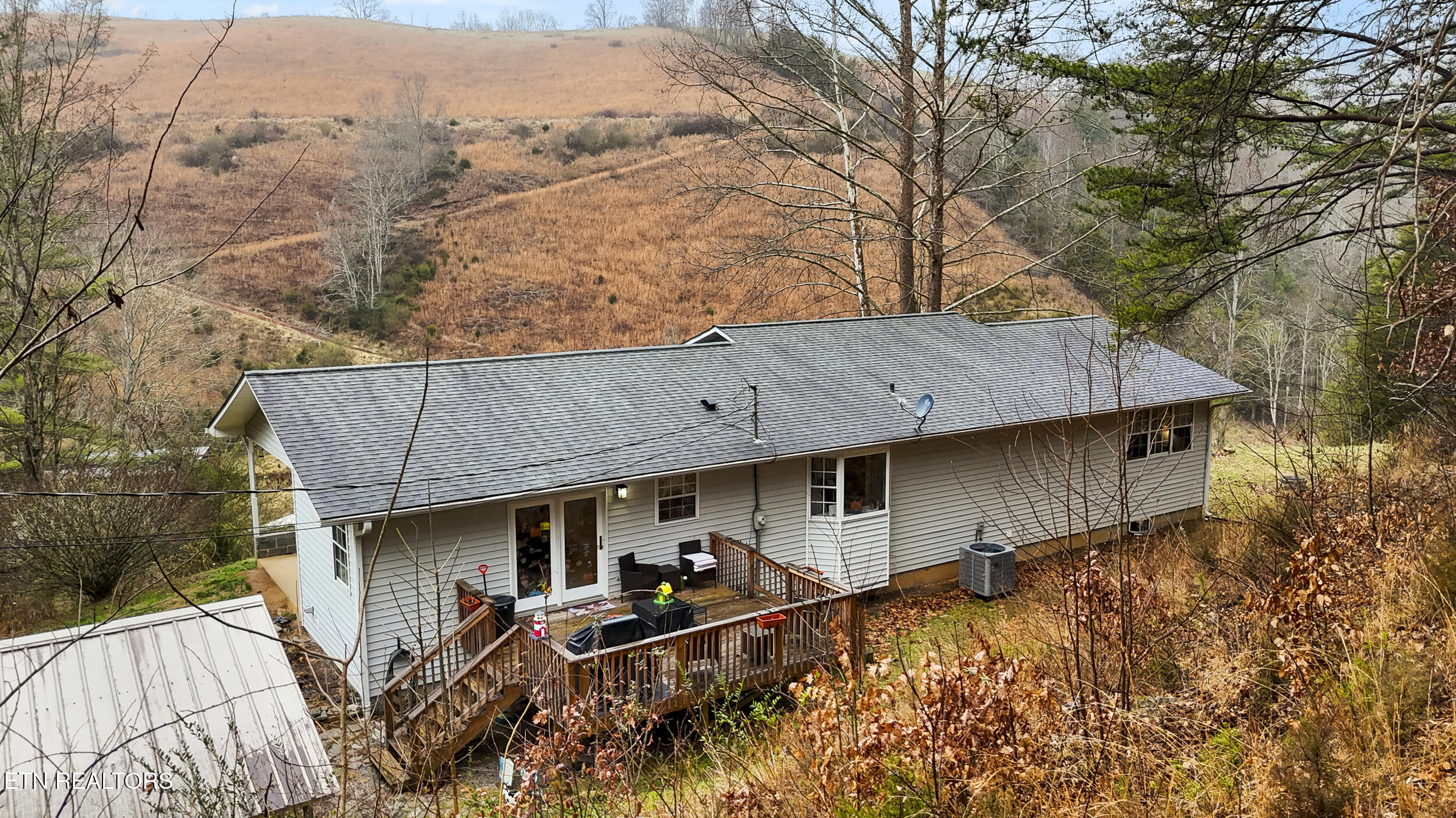 370 Vannoy Road Tazewell TN 37879