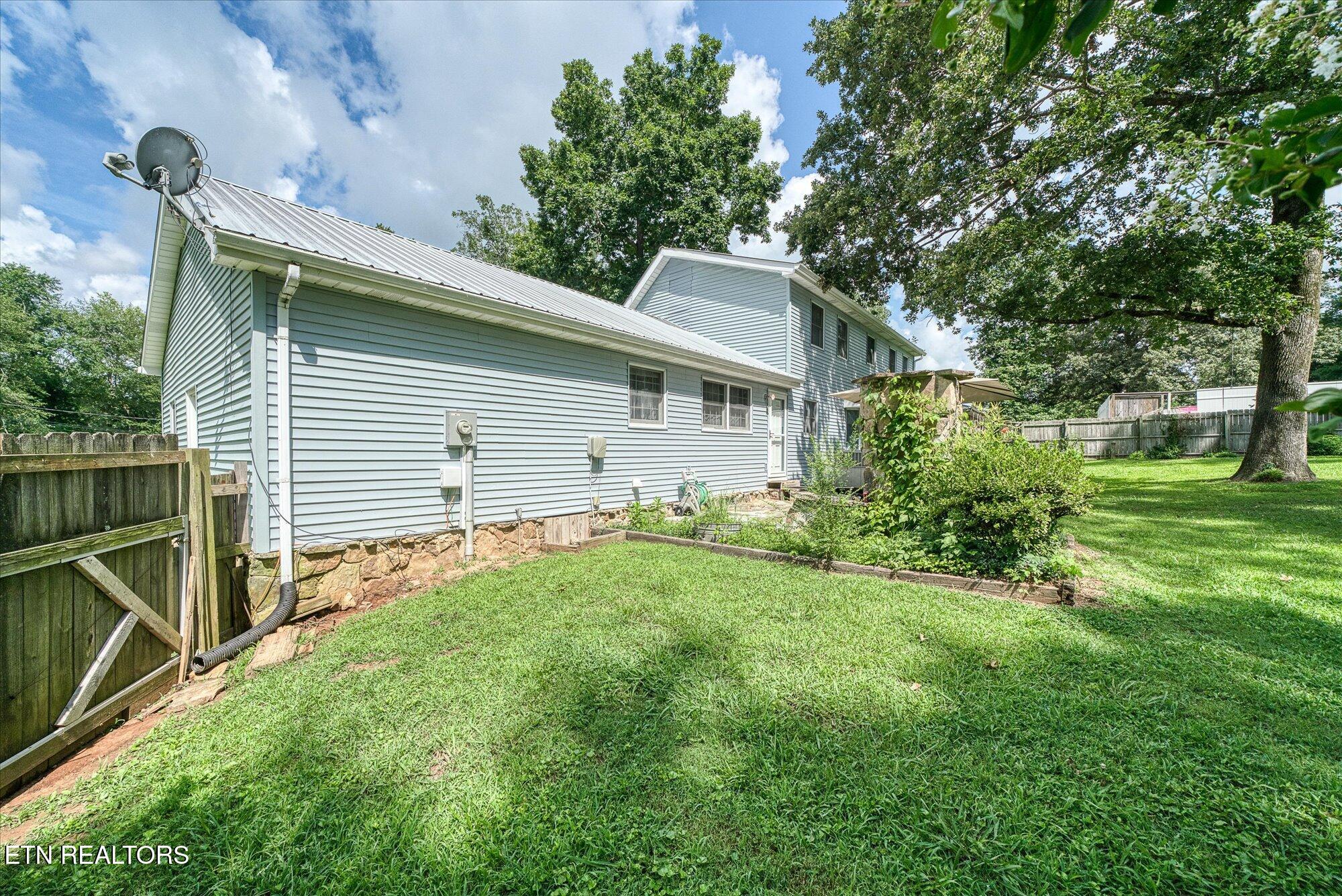 221 Magnolia Road Sparta TN 38583