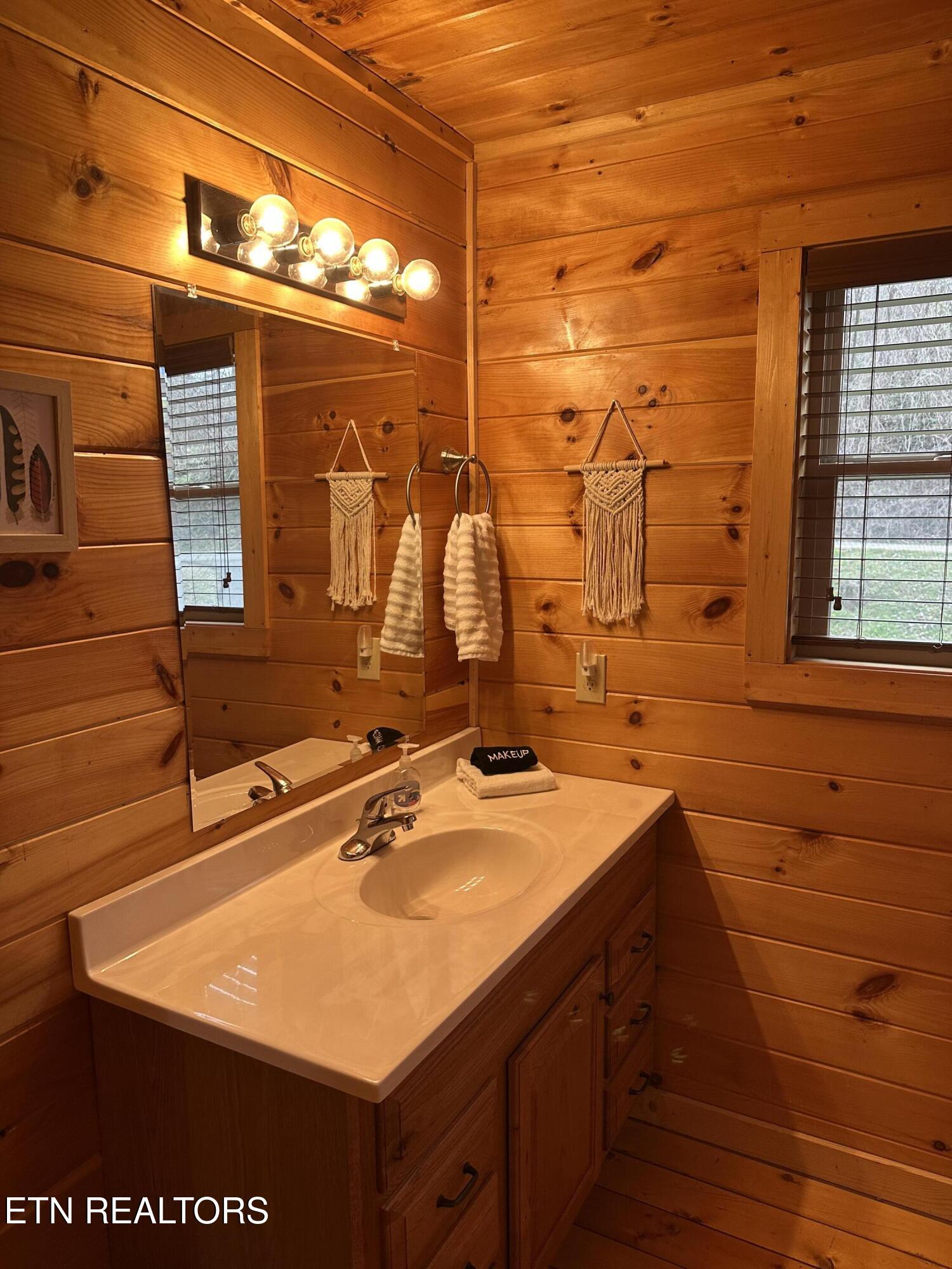 109 Laurel Way Gatlinburg TN 37738