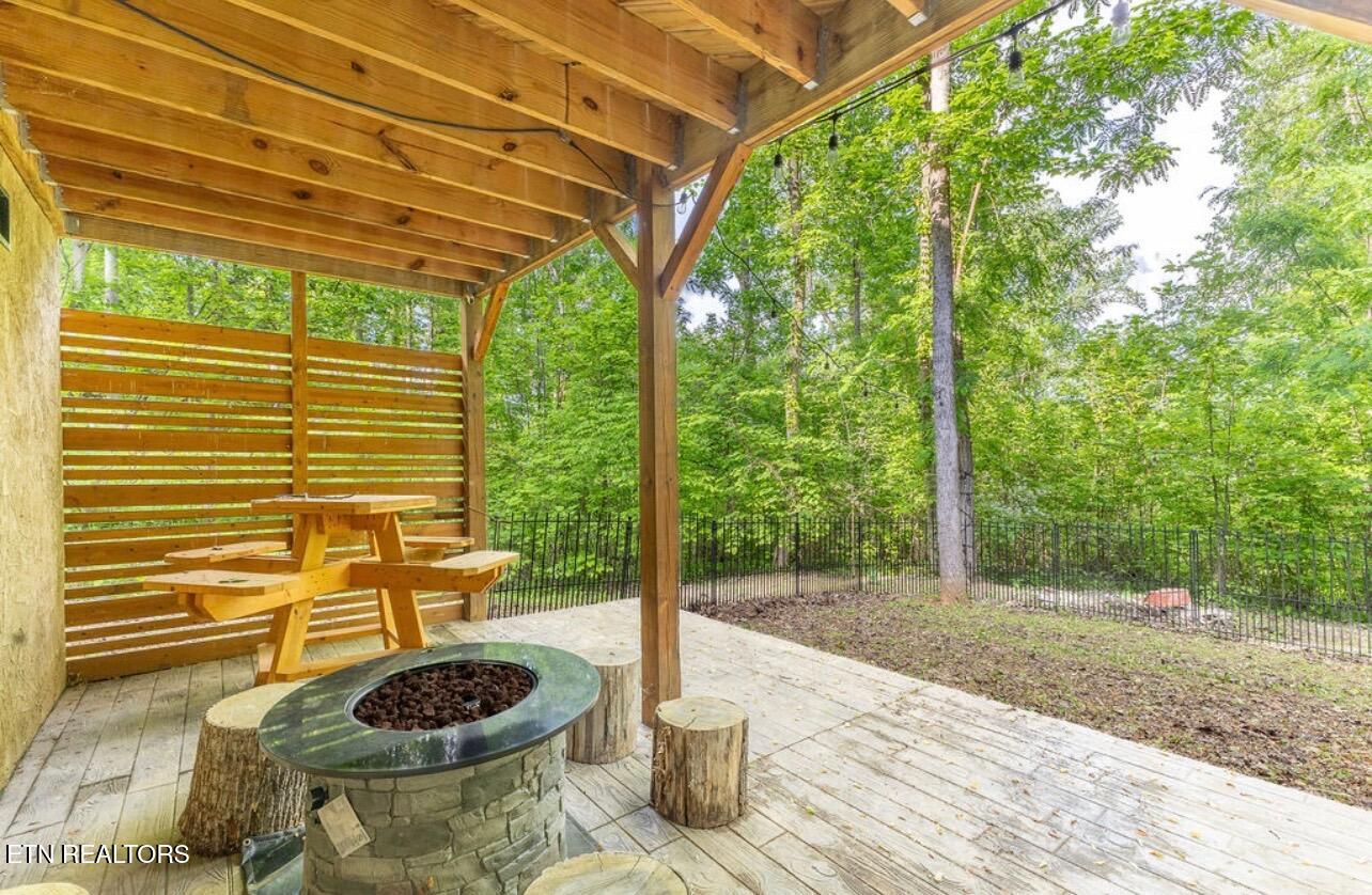 109 Laurel Way Gatlinburg TN 37738