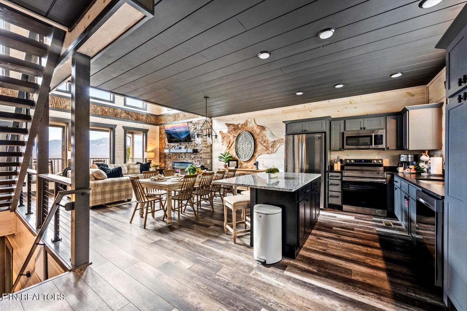 3212 Legacy Vista Drive Sevierville TN 37876