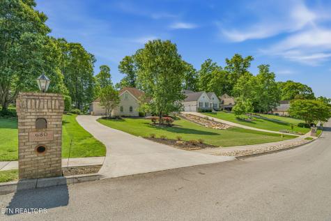680 Oak Chase Boulevard Lenoir City TN 37772