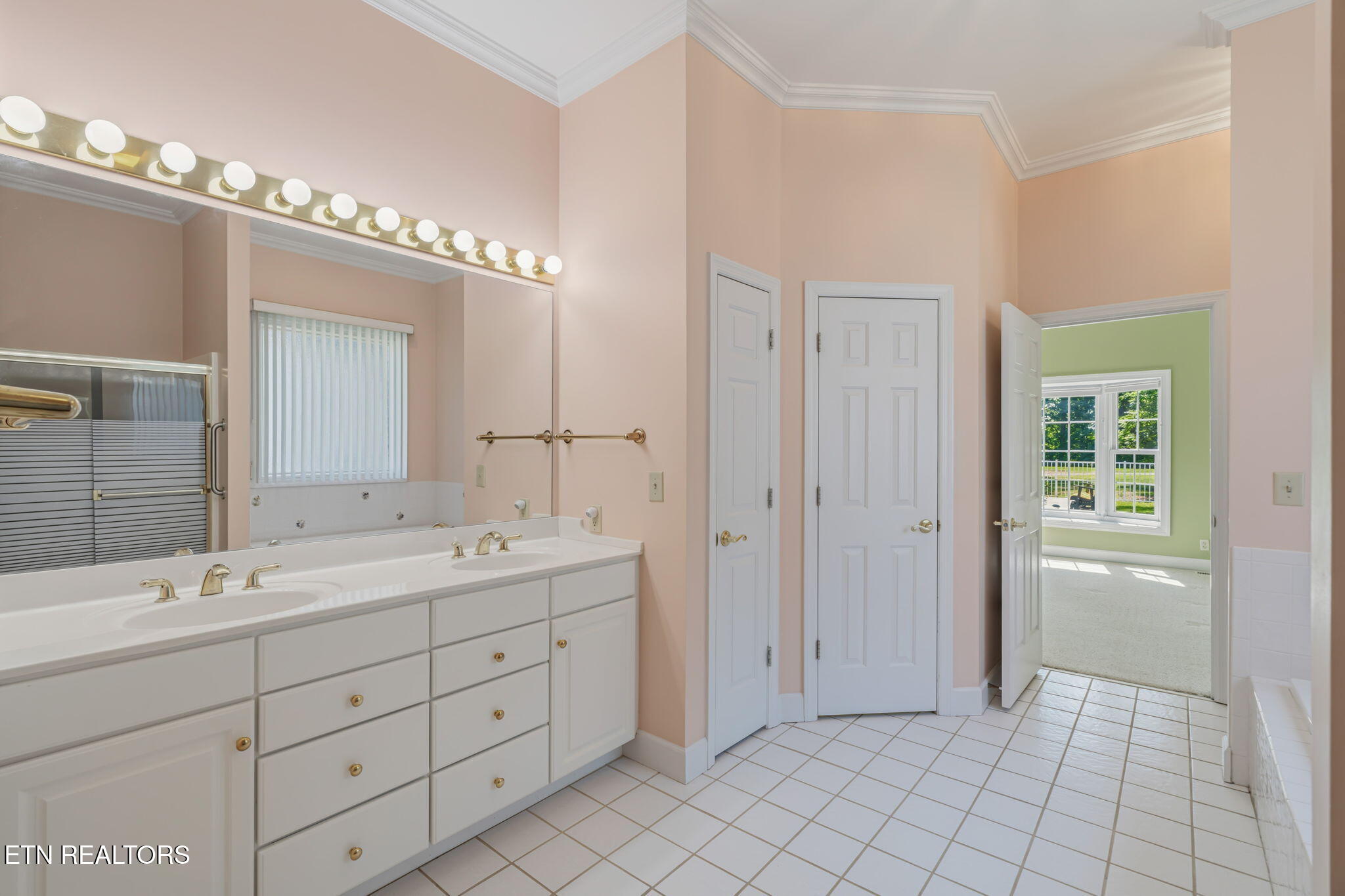 680 Oak Chase Boulevard Lenoir City TN 37772