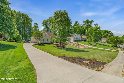 680 Oak Chase Boulevard Lenoir City TN 37772