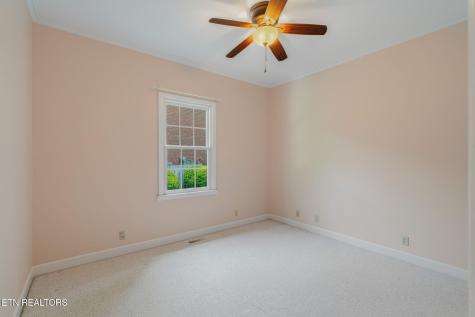680 Oak Chase Boulevard Lenoir City TN 37772