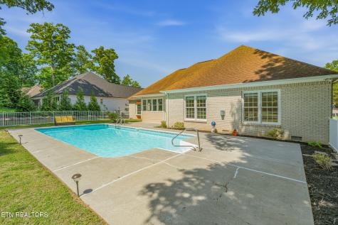 680 Oak Chase Boulevard Lenoir City TN 37772