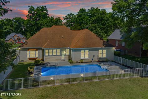 680 Oak Chase Boulevard Lenoir City TN 37772