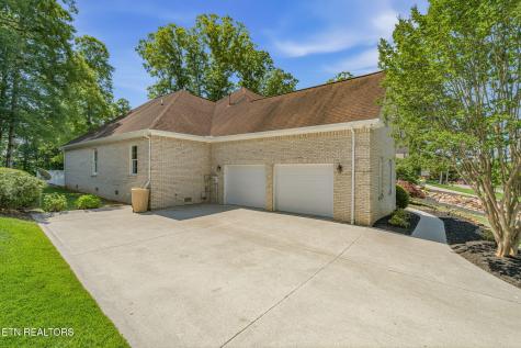 680 Oak Chase Boulevard Lenoir City TN 37772