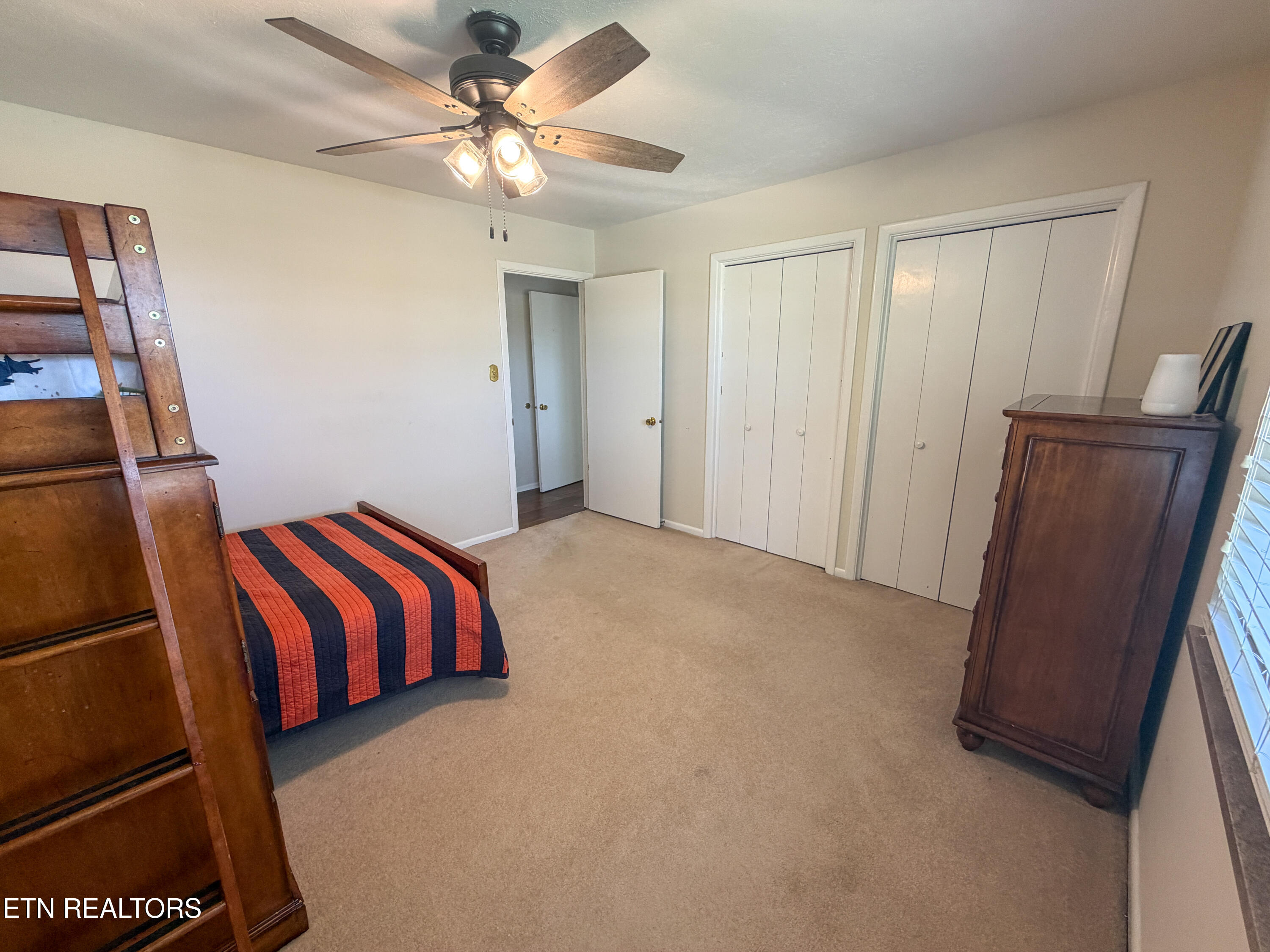 608 E Grinnell Circle Knoxville TN 37924