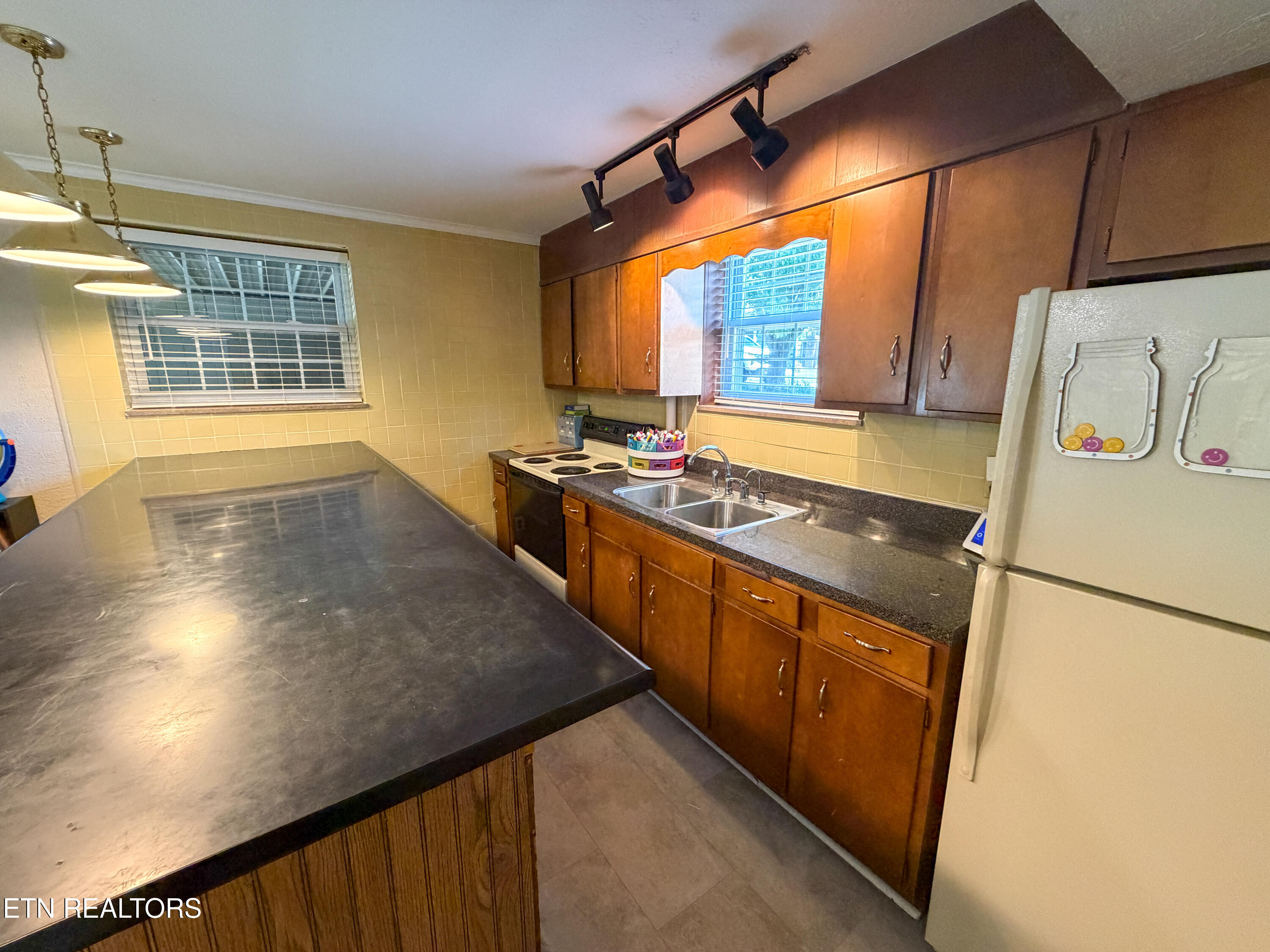 608 E Grinnell Circle Knoxville TN 37924