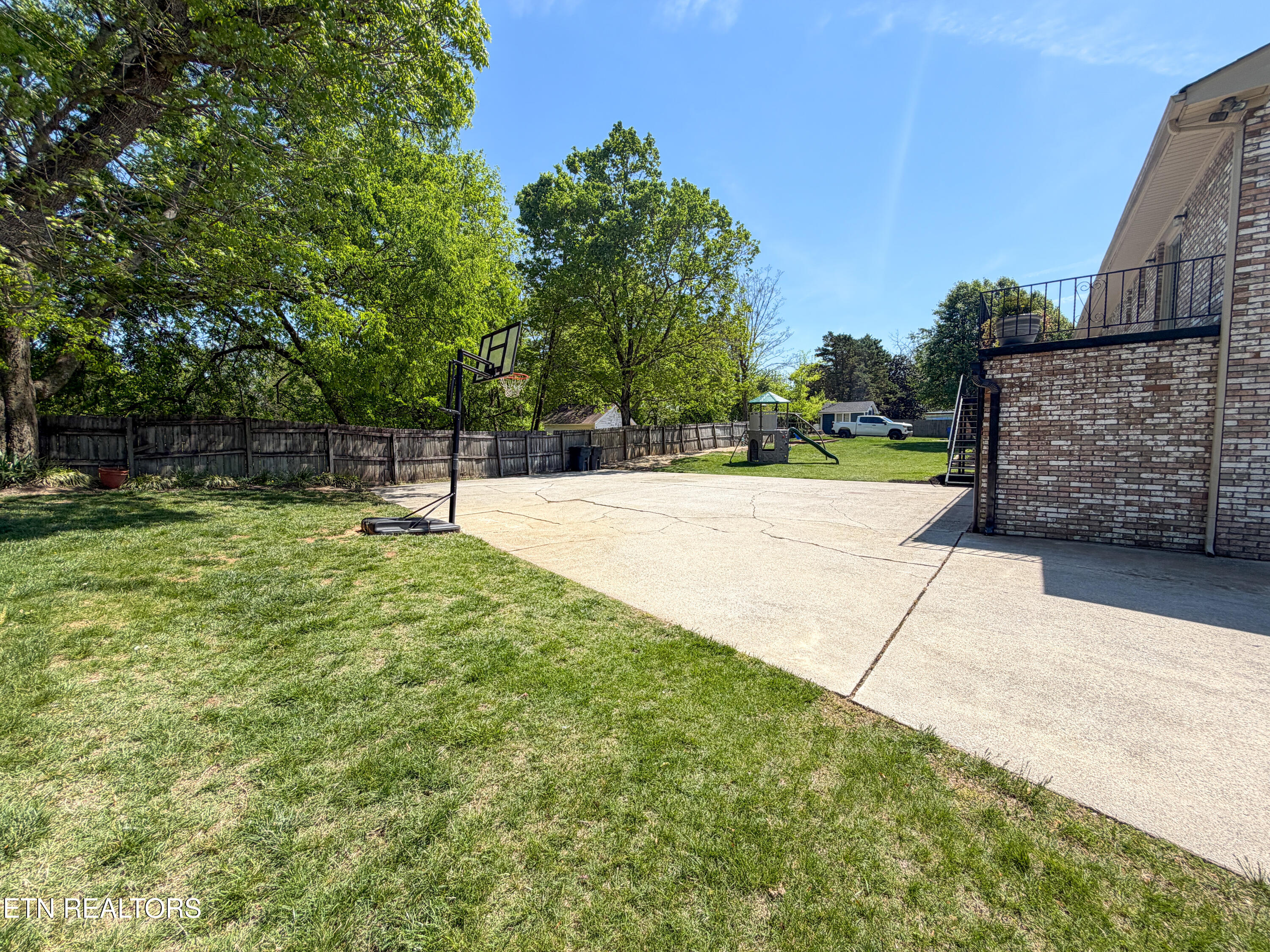 608 E Grinnell Circle Knoxville TN 37924