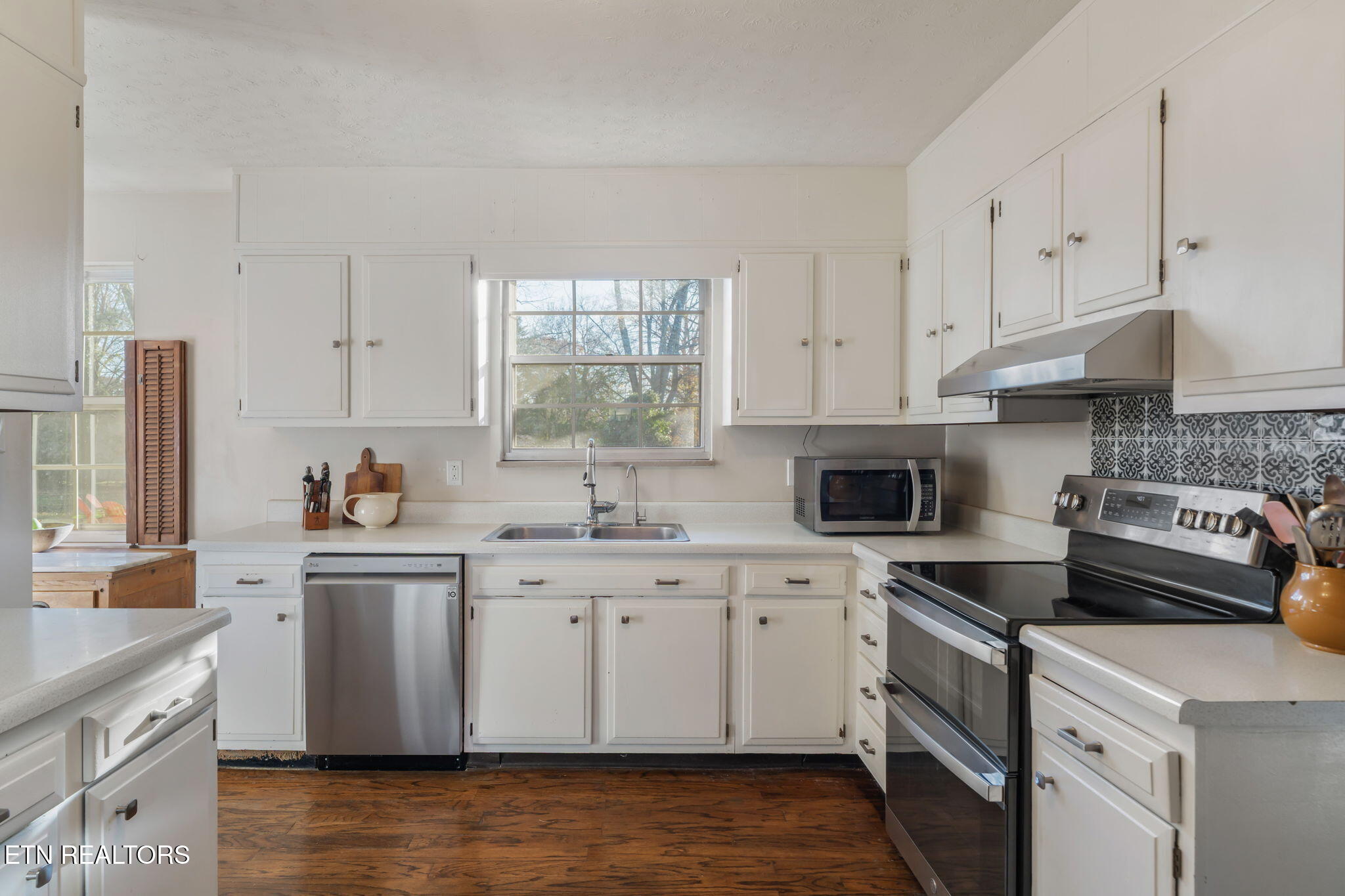 8808 Regent Lane Knoxville TN 37923
