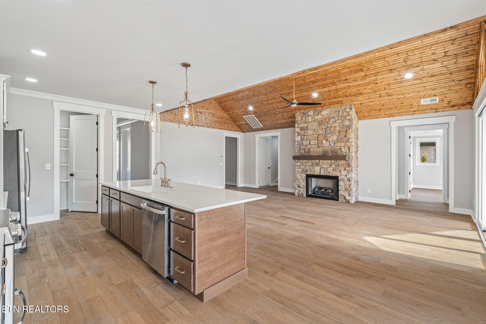 200 Goldcrest Drive Vonore TN 37885