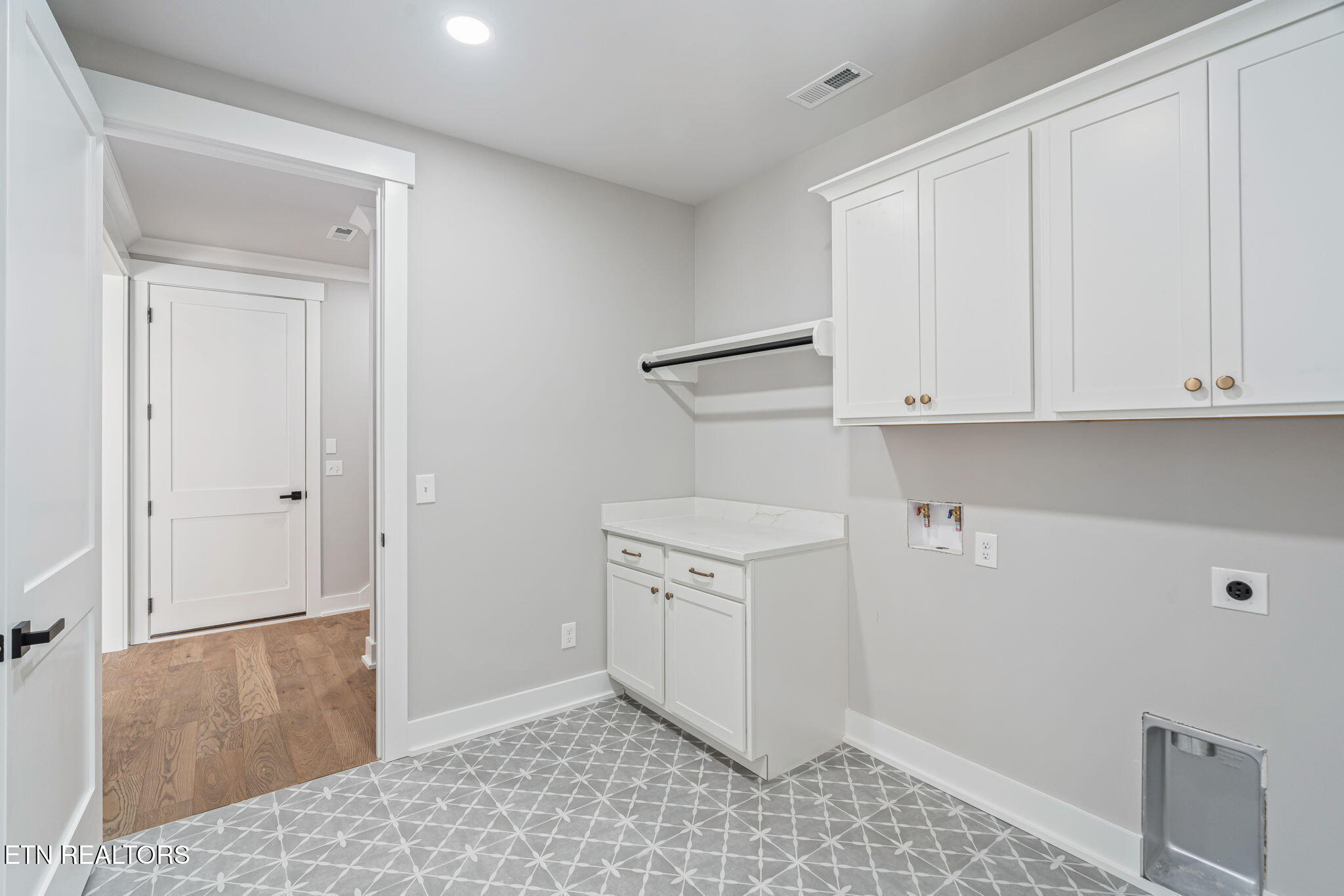 200 Goldcrest Drive Vonore TN 37885