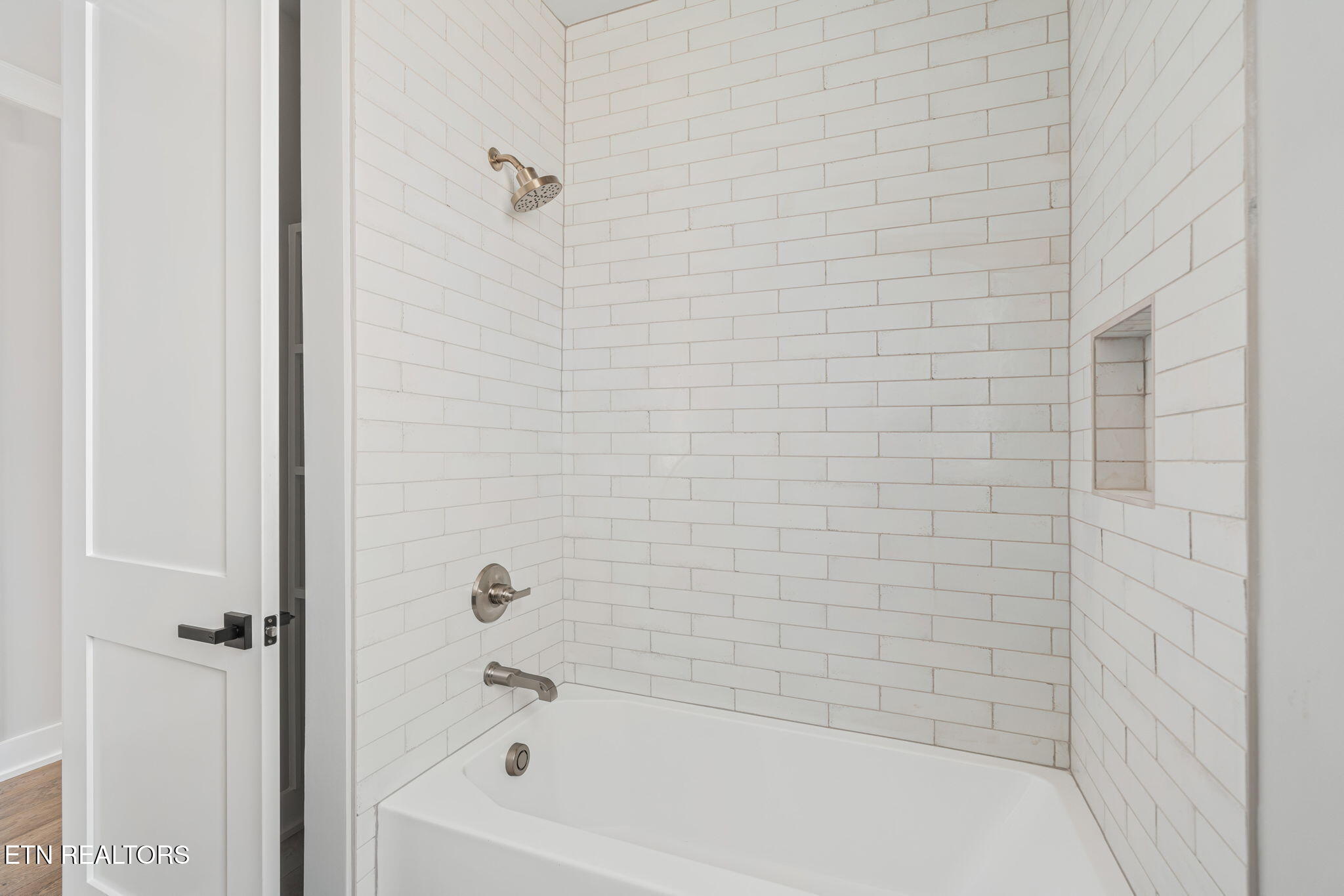 200 Goldcrest Drive Vonore TN 37885
