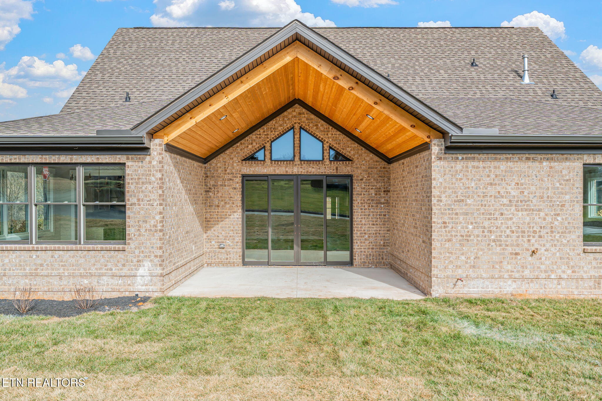 200 Goldcrest Drive Vonore TN 37885