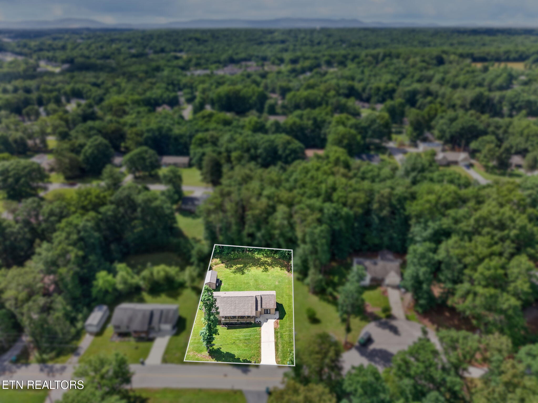177 Orange Circle Crossville TN 38555