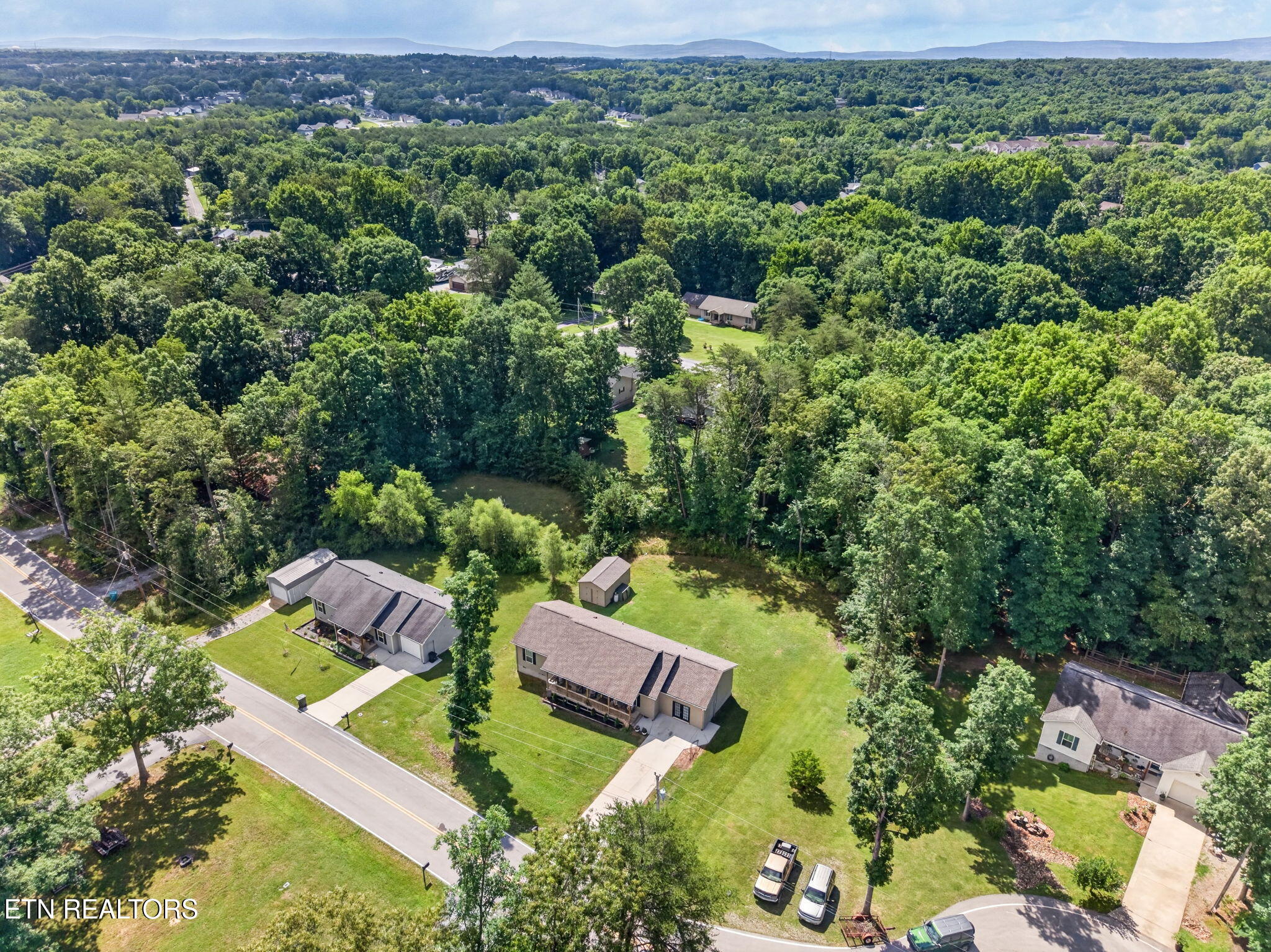 177 Orange Circle Crossville TN 38555