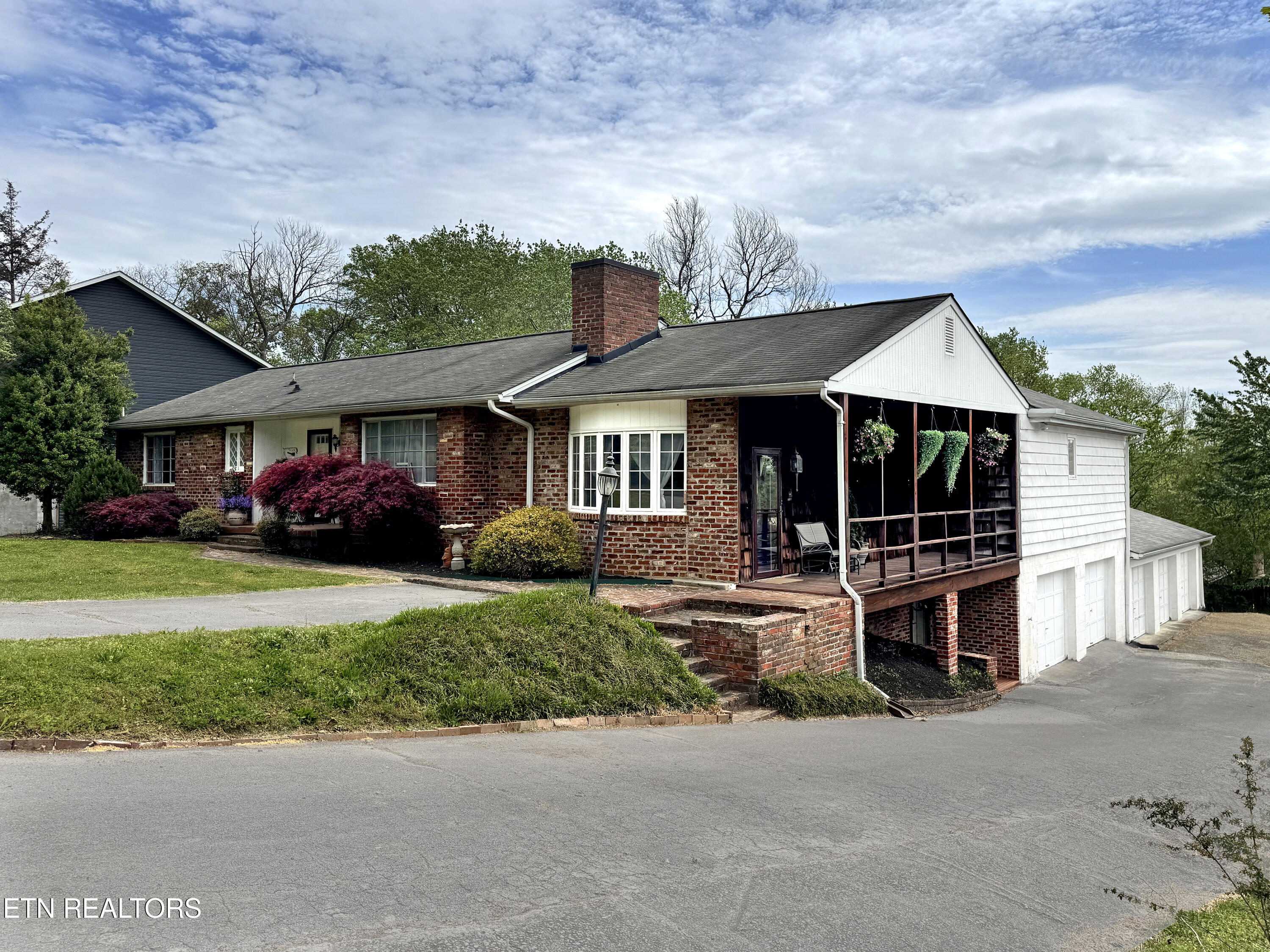 2802 Mineral Springs Avenue Knoxville TN 37917