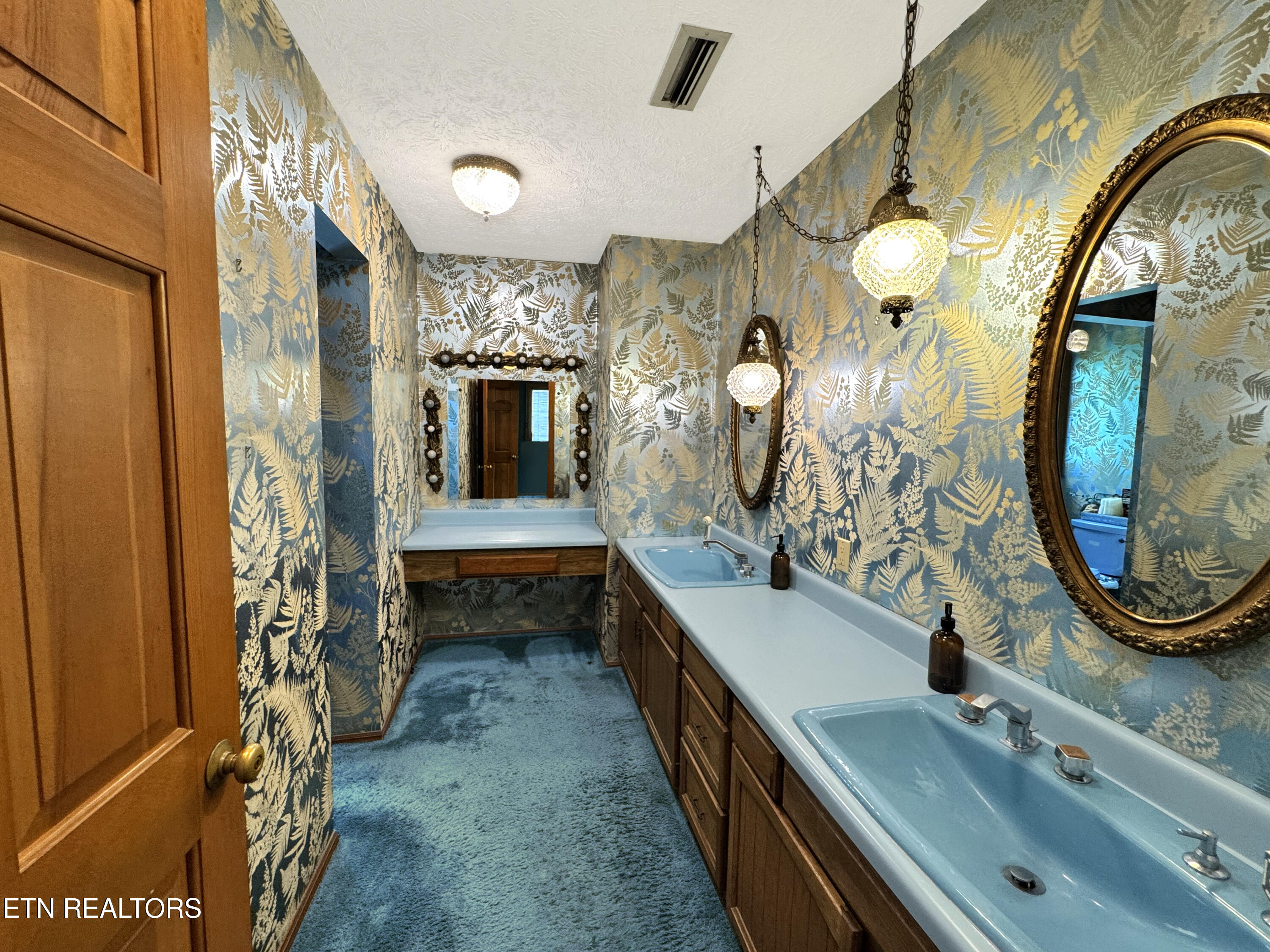 2802 Mineral Springs Avenue Knoxville TN 37917