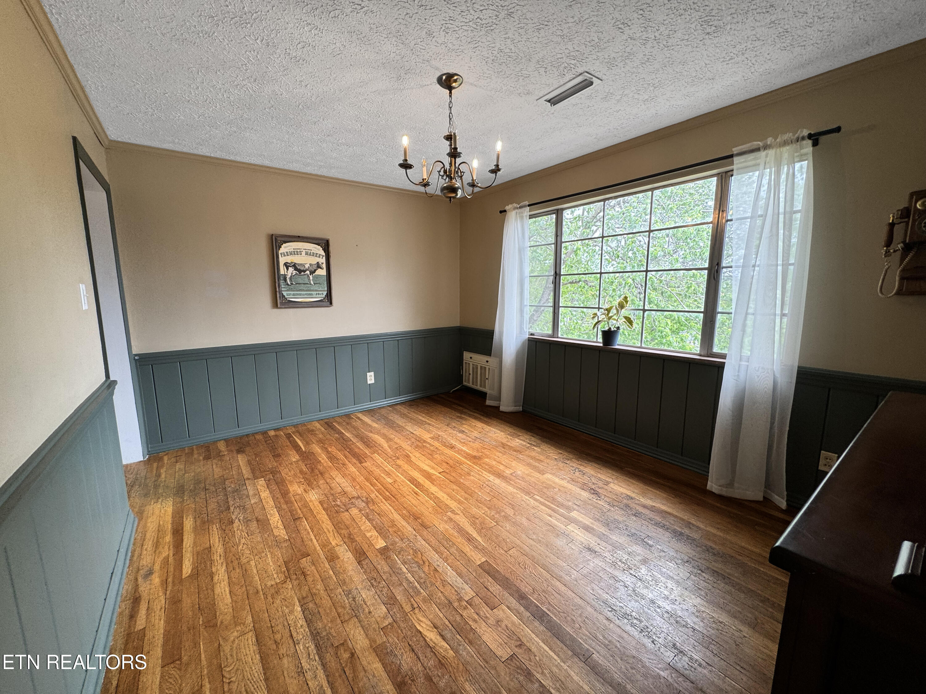 2802 Mineral Springs Avenue Knoxville TN 37917