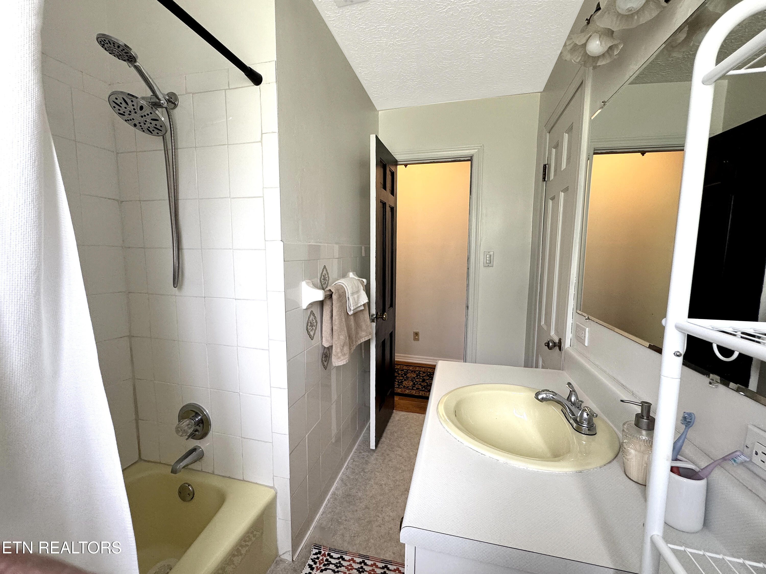 2802 Mineral Springs Avenue Knoxville TN 37917