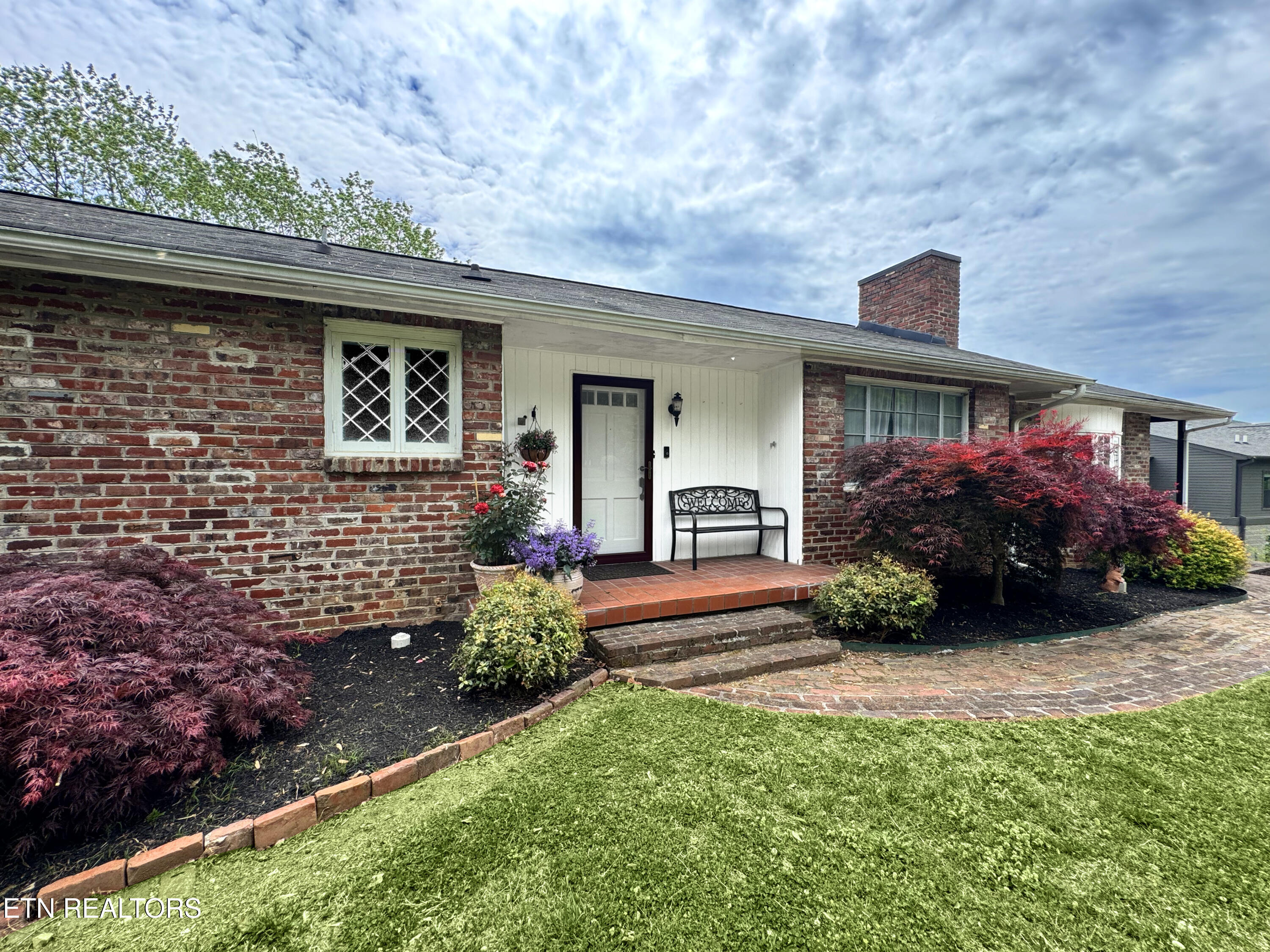2802 Mineral Springs Avenue Knoxville TN 37917
