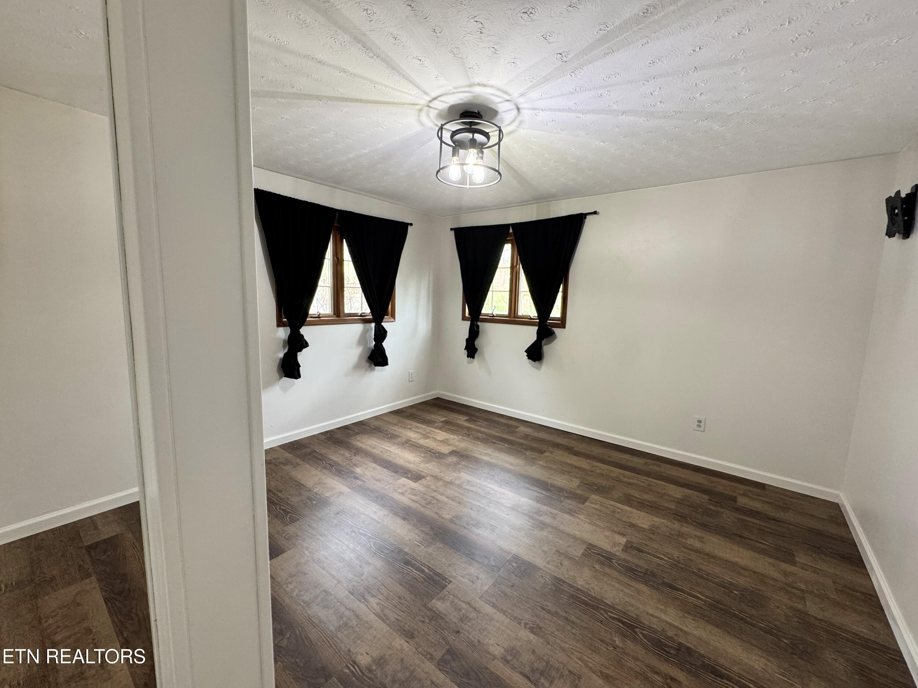 2802 Mineral Springs Avenue Knoxville TN 37917