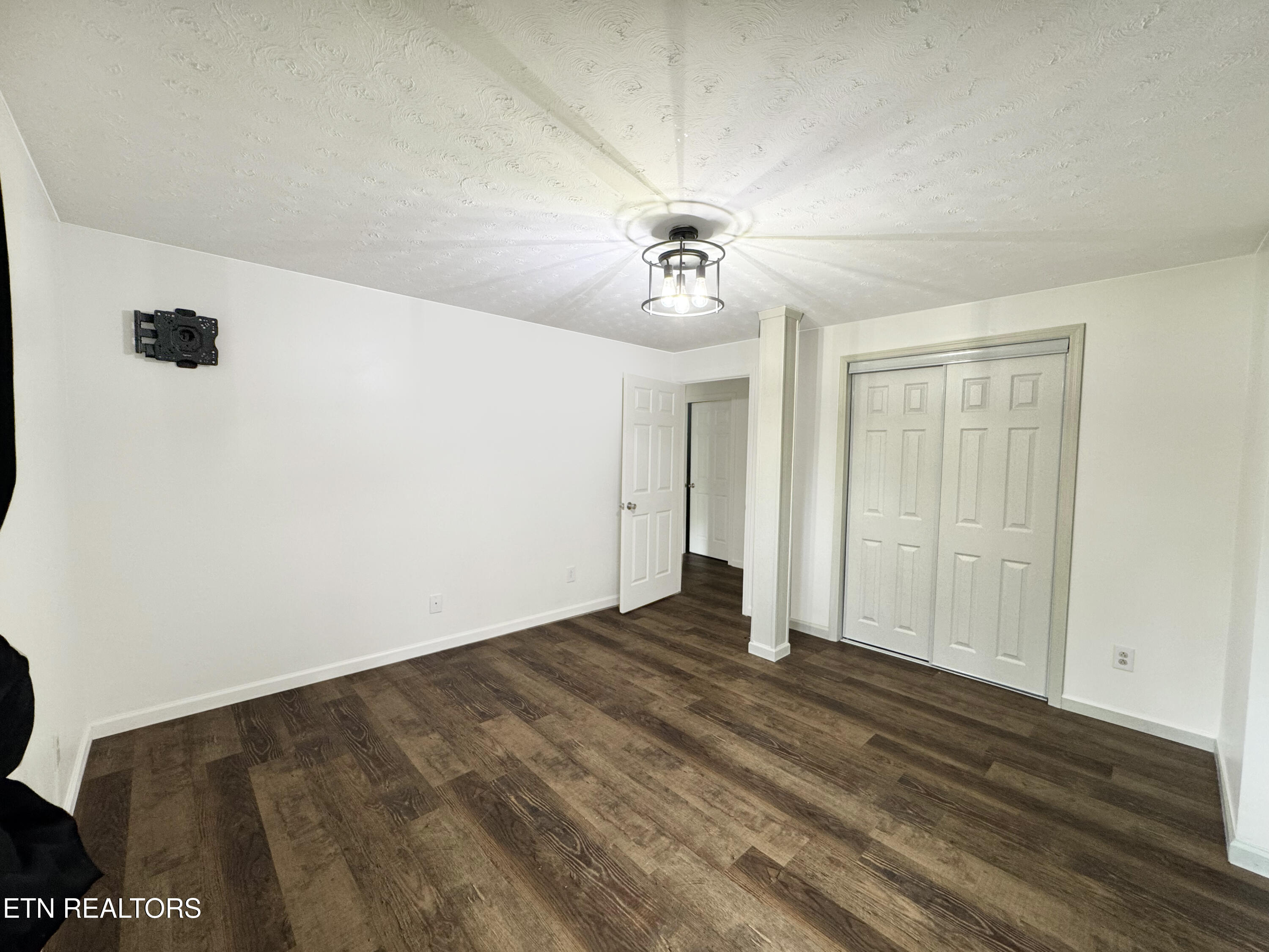 2802 Mineral Springs Avenue Knoxville TN 37917