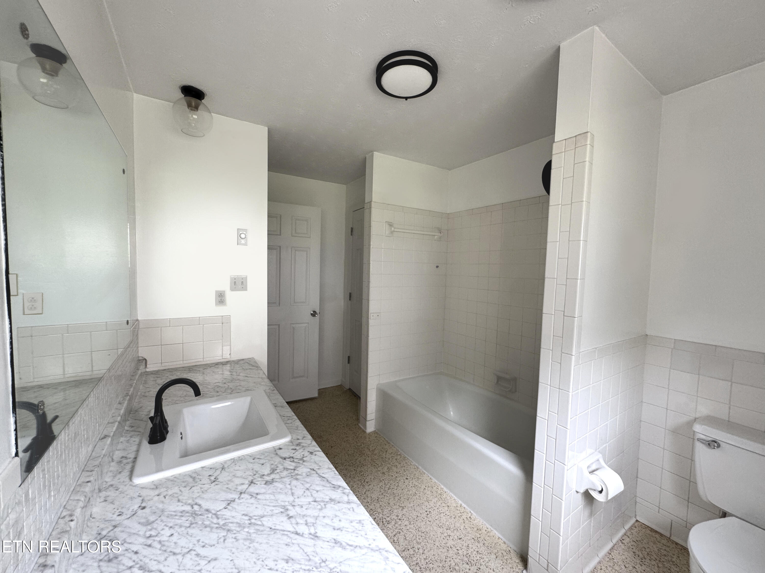 2802 Mineral Springs Avenue Knoxville TN 37917