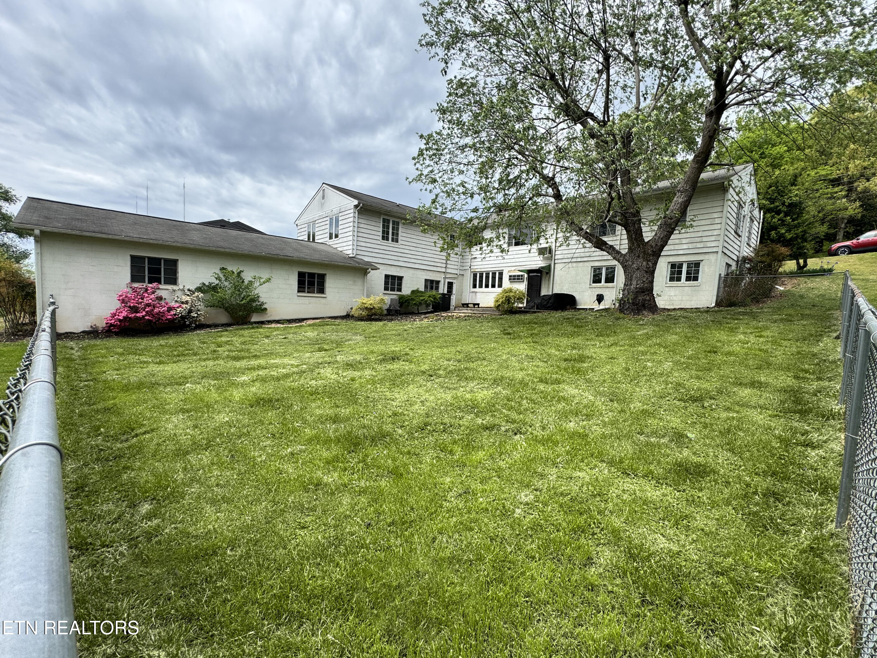 2802 Mineral Springs Avenue Knoxville TN 37917