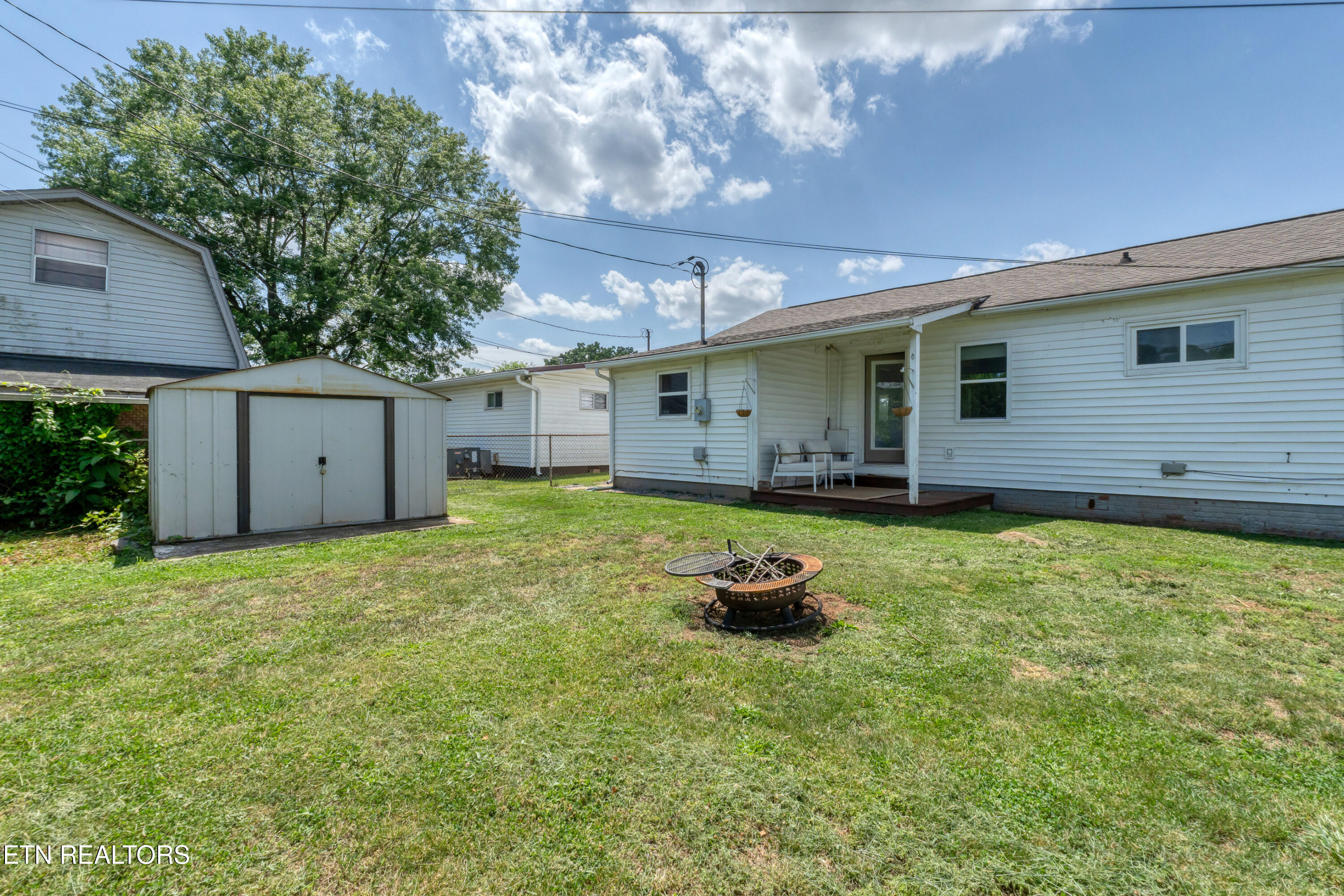 2522 Marshall Street Maryville TN 37804