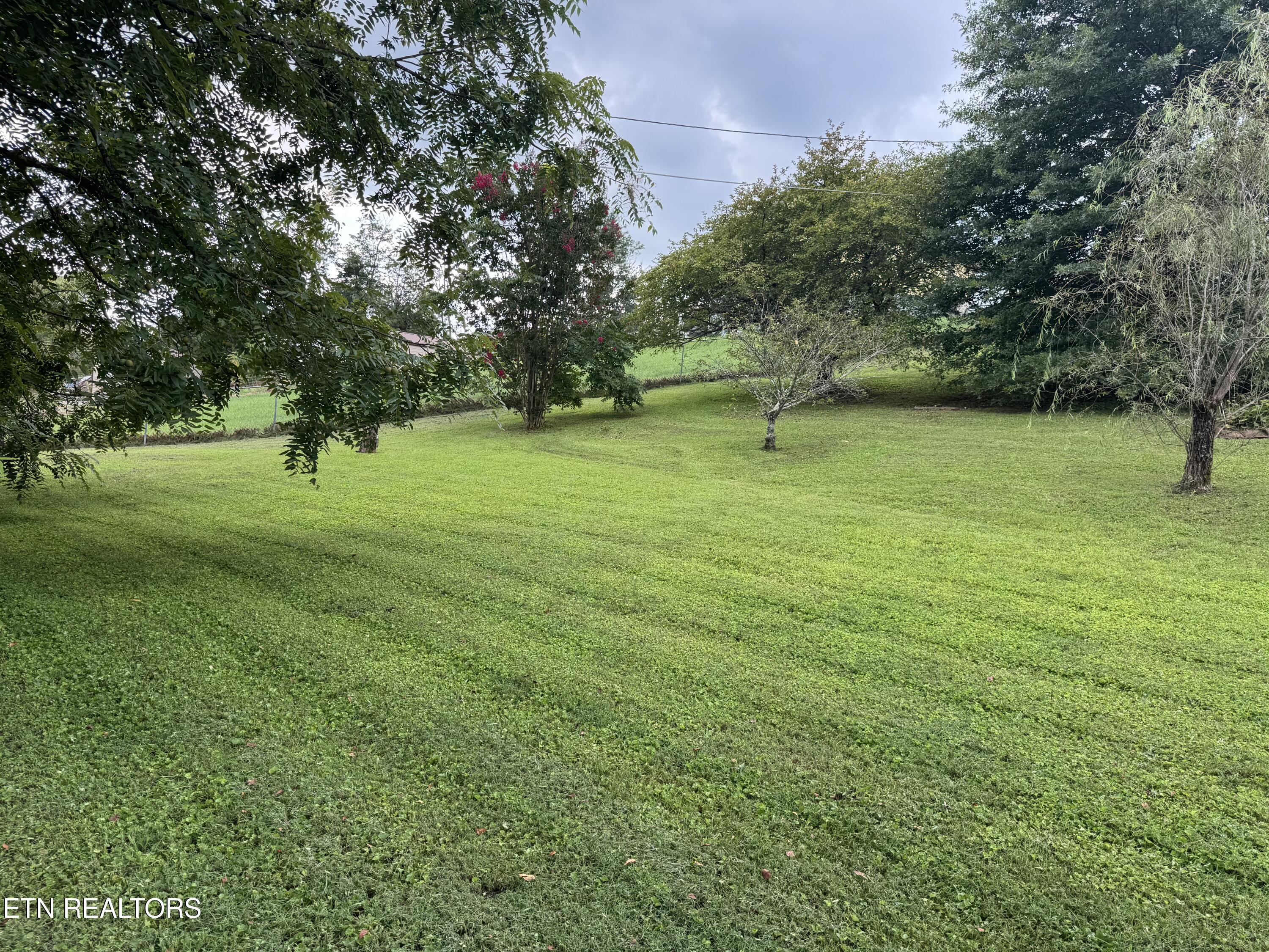6631 Highway 63 Speedwell TN 37870