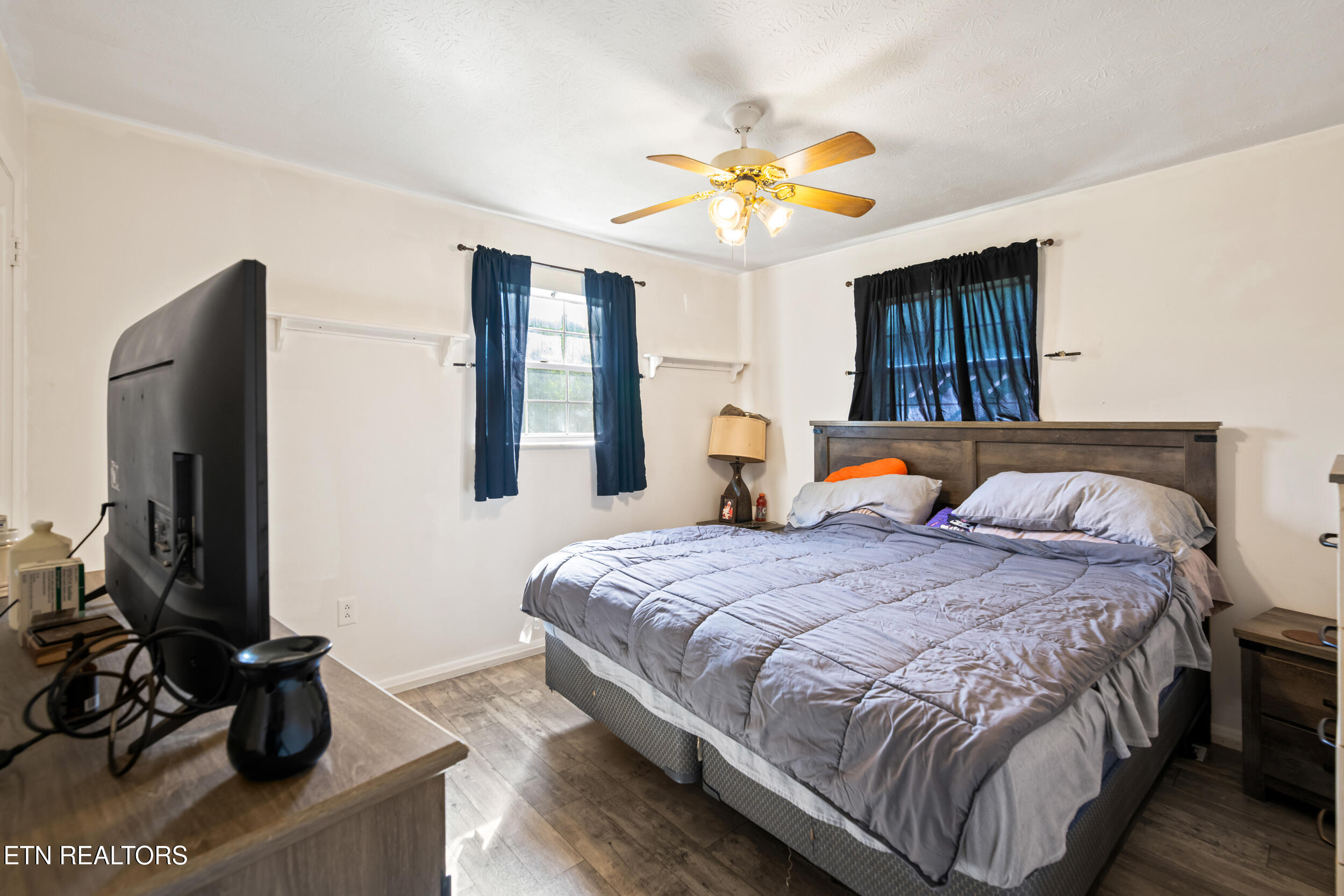 310 Hollifield Drive Jacksboro TN 37757
