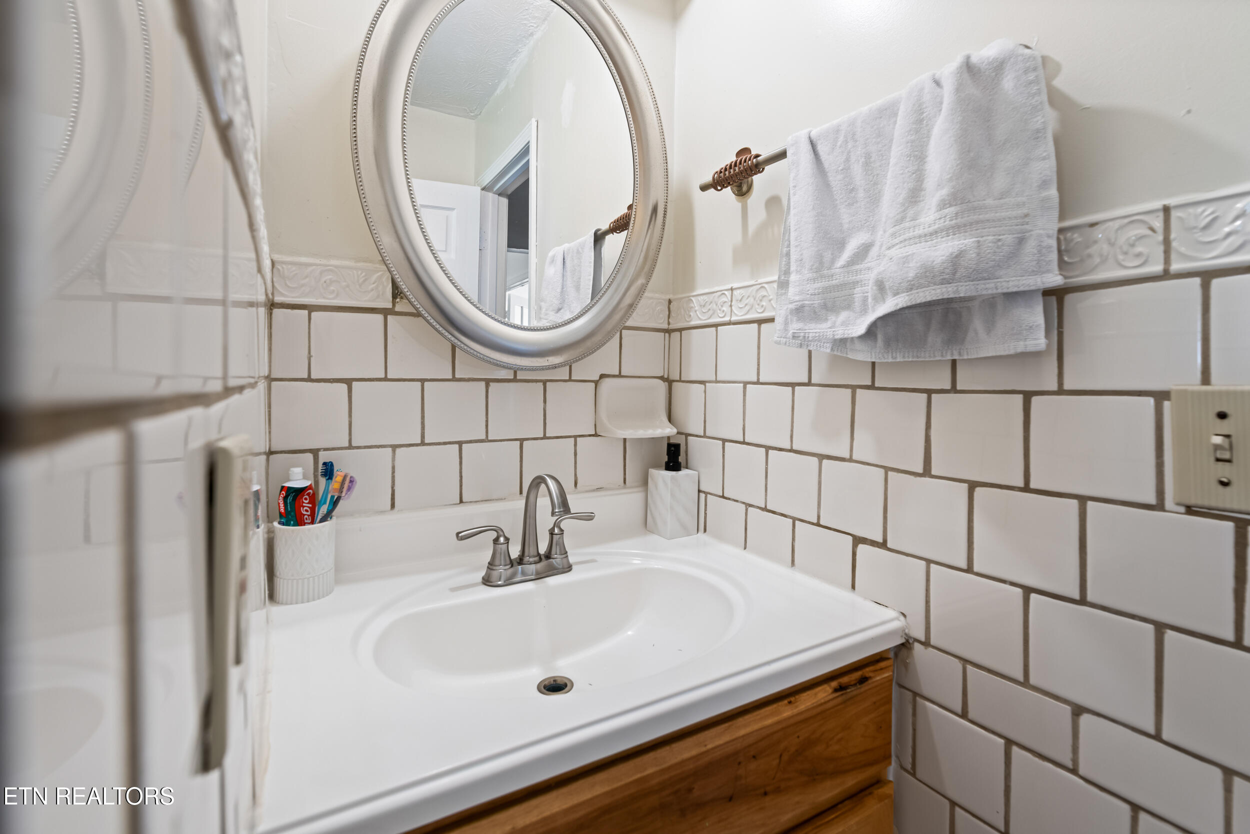 310 Hollifield Drive Jacksboro TN 37757