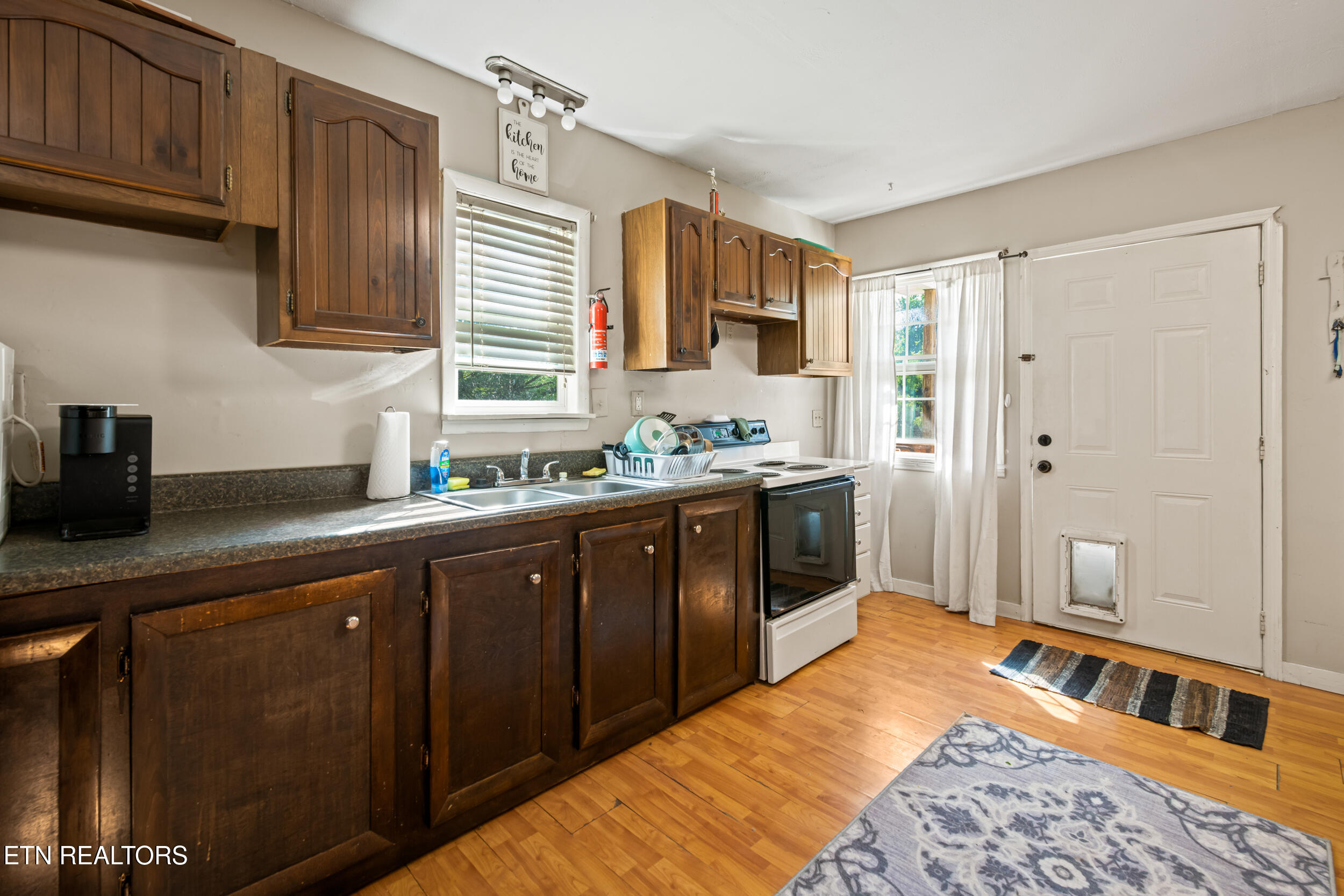 310 Hollifield Drive Jacksboro TN 37757