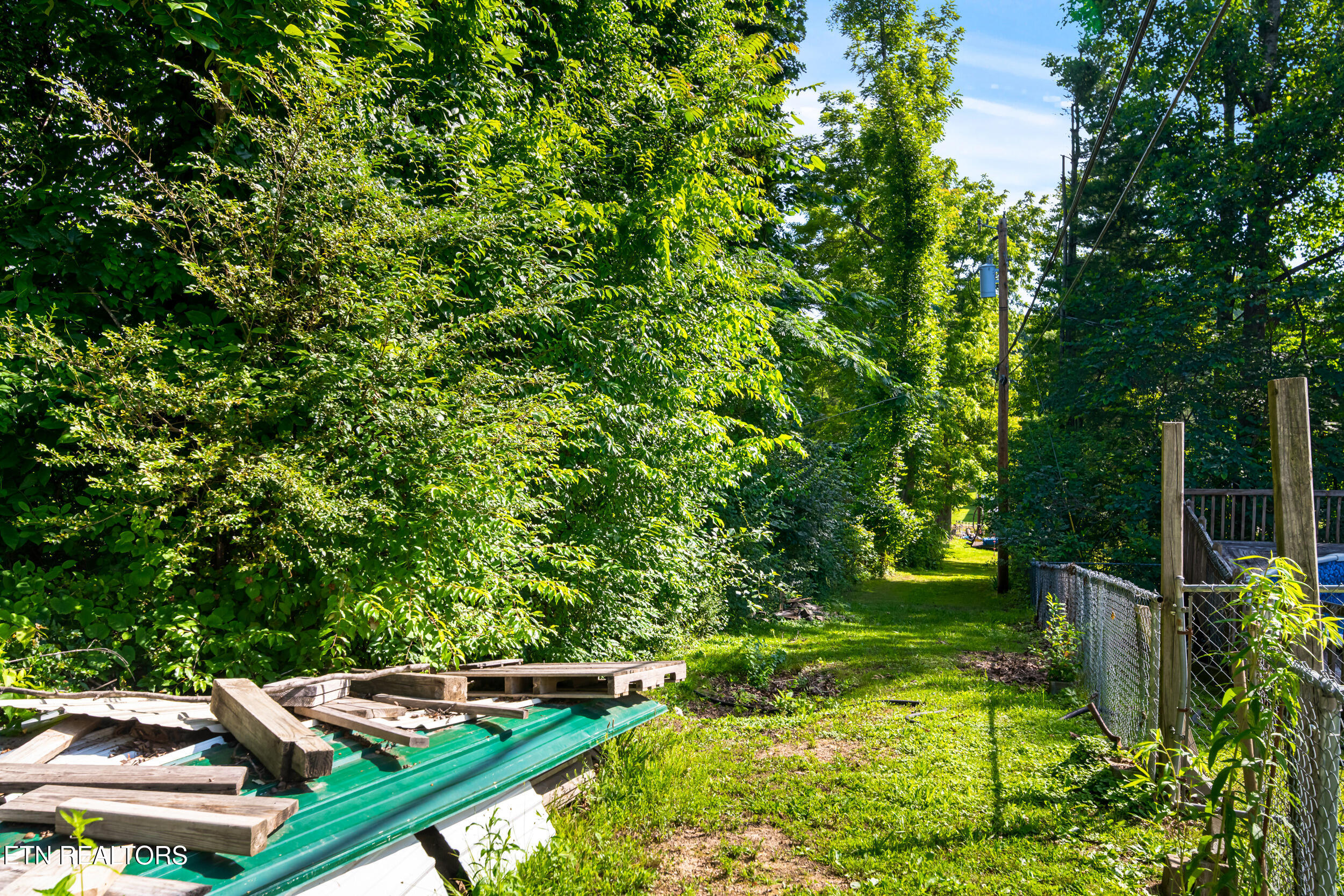 310 Hollifield Drive Jacksboro TN 37757