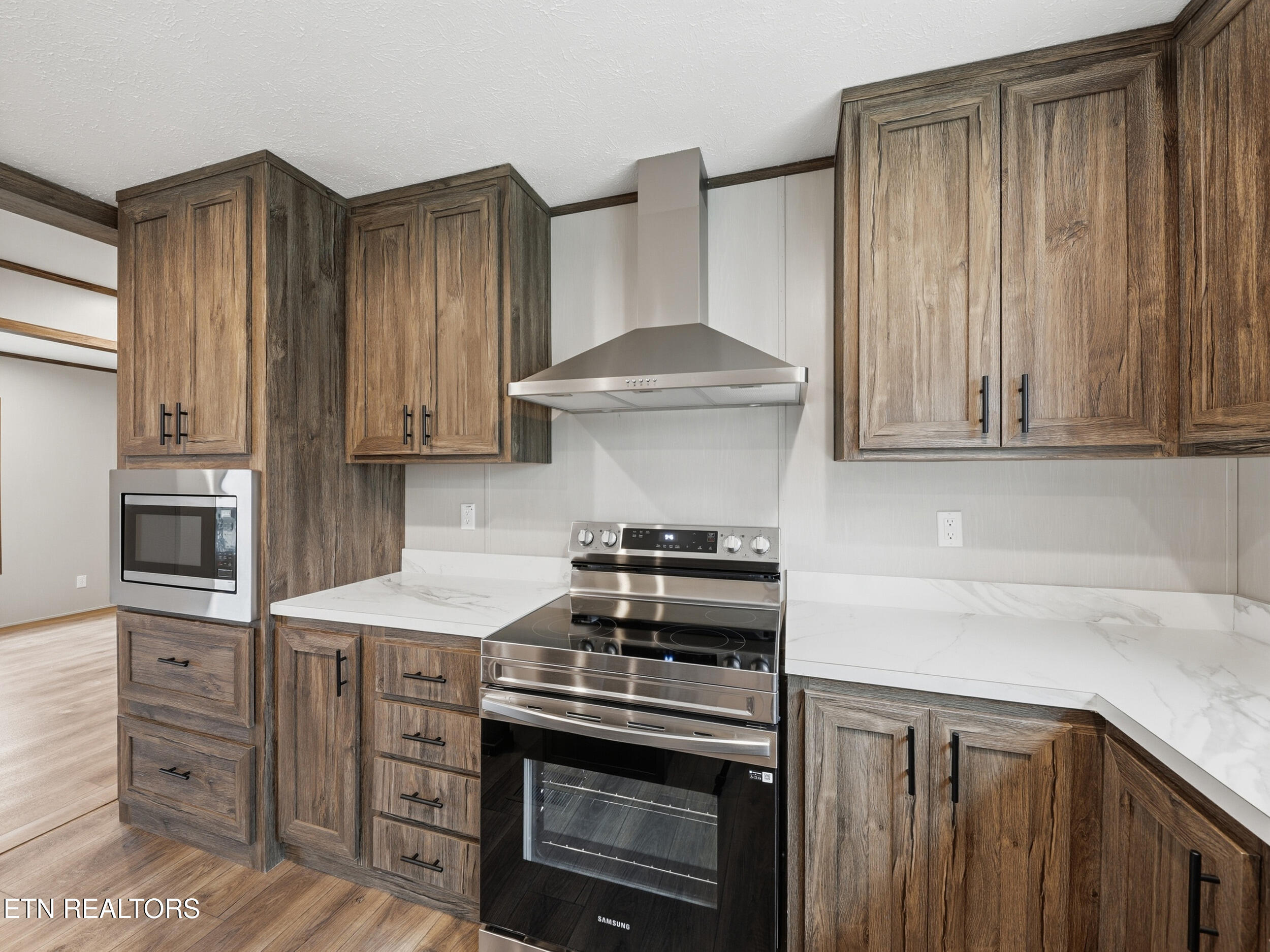 725 Siluria Street Harriman TN 37748
