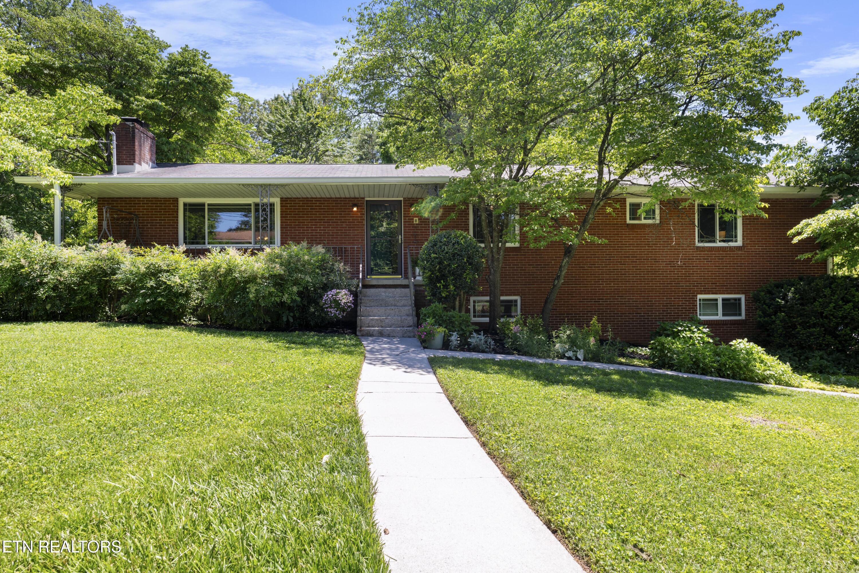 8306 Corteland Drive Knoxville TN 37909